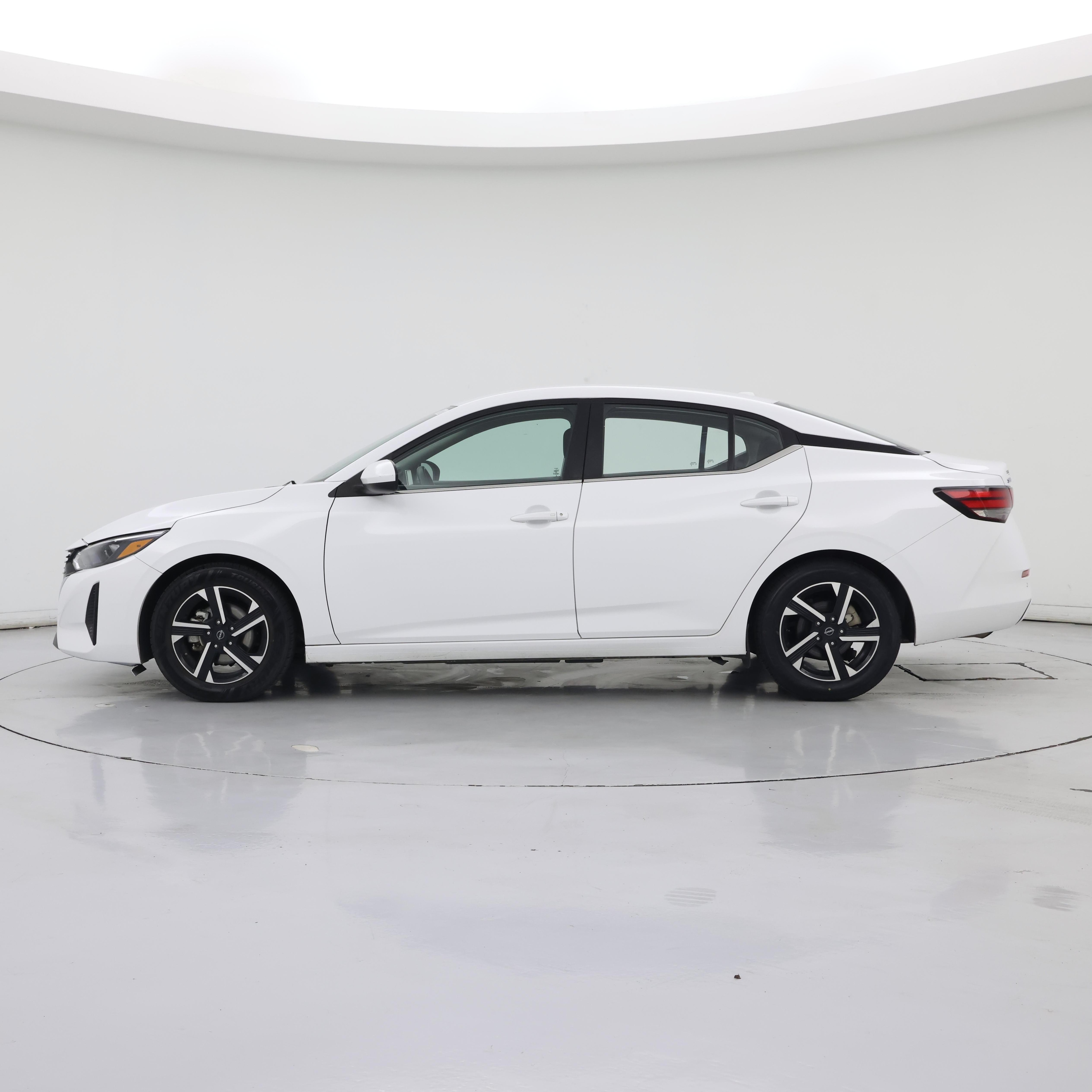 Thumbnail: 2024 Nissan Sentra - 3