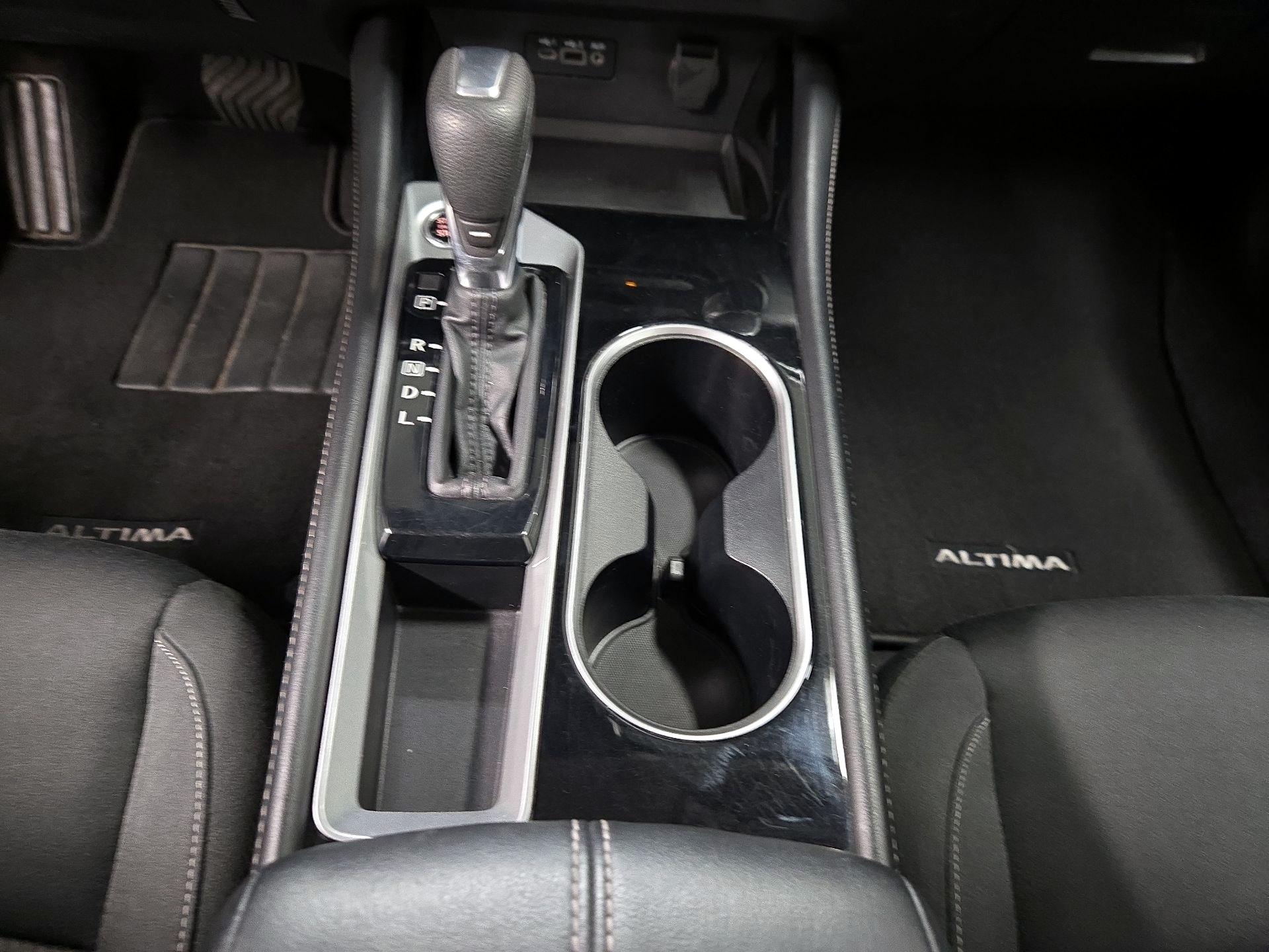 Thumbnail: 2023 Nissan Altima - 17