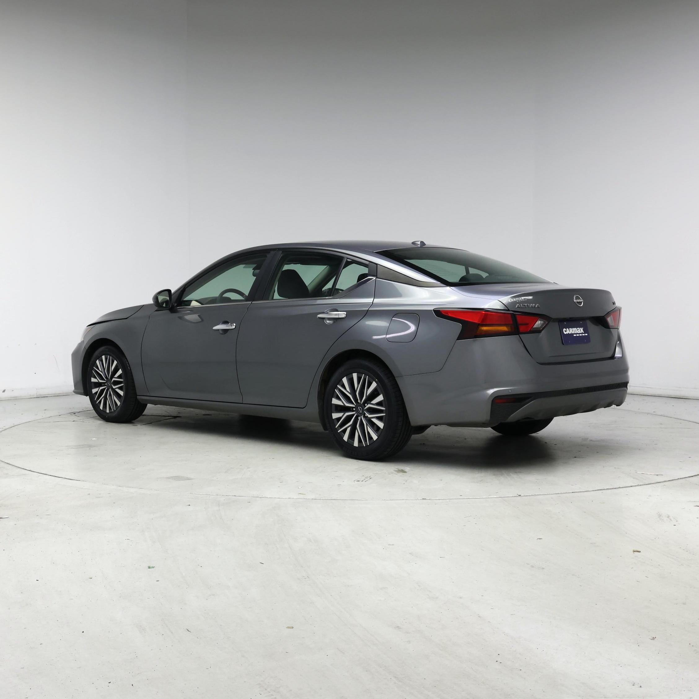 Thumbnail: 2023 Nissan Altima - 2