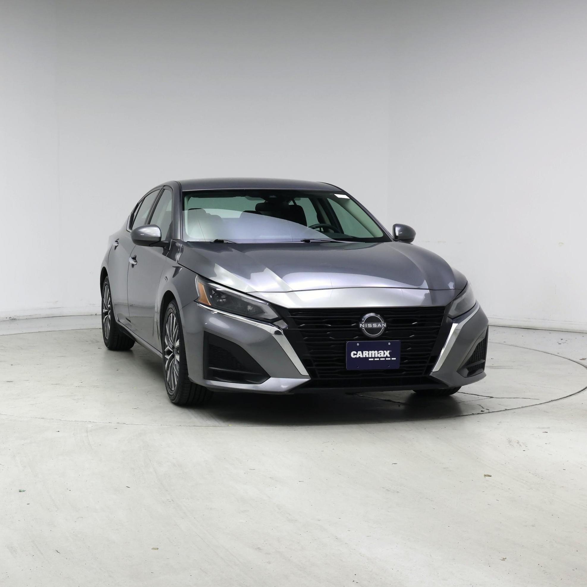 Thumbnail: 2023 Nissan Altima - 5