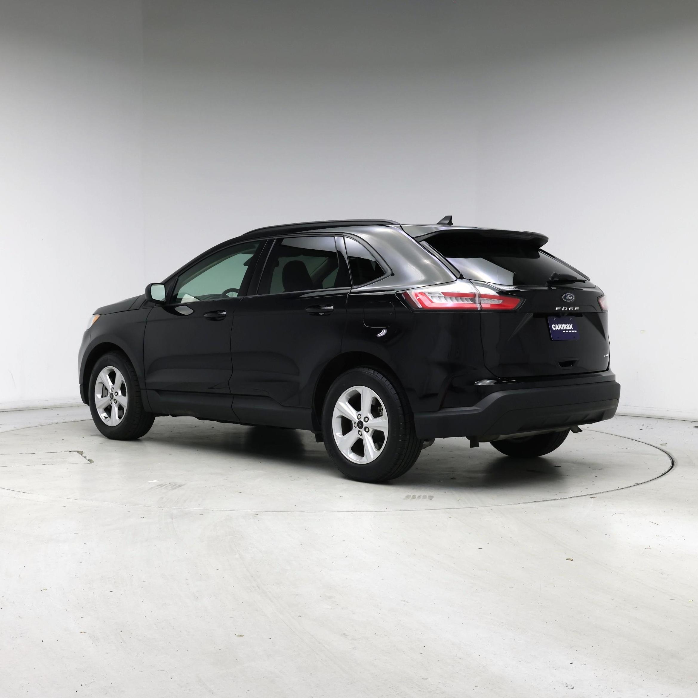 Thumbnail: 2023 Ford Edge - 2