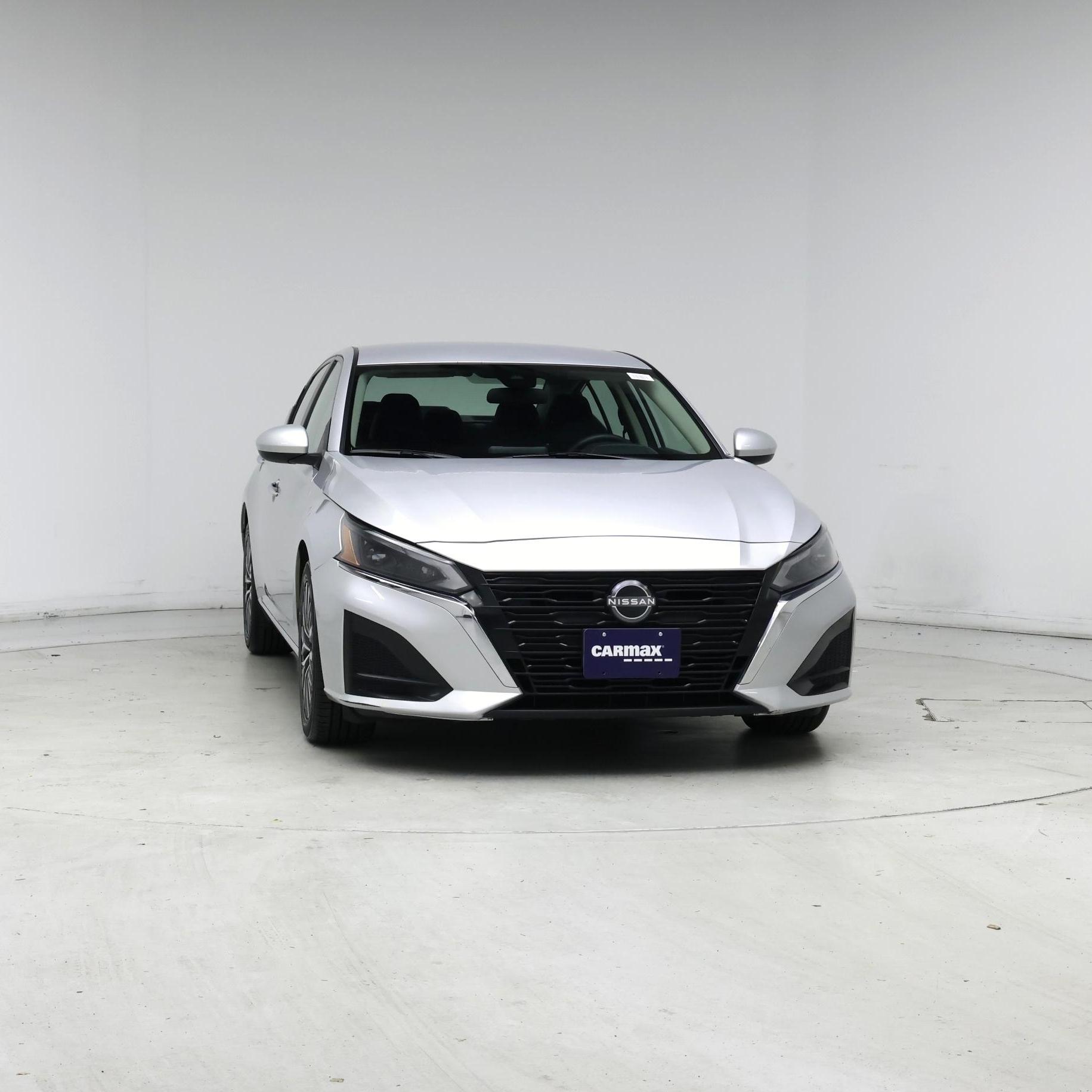 Thumbnail: 2023 Nissan Altima - 5