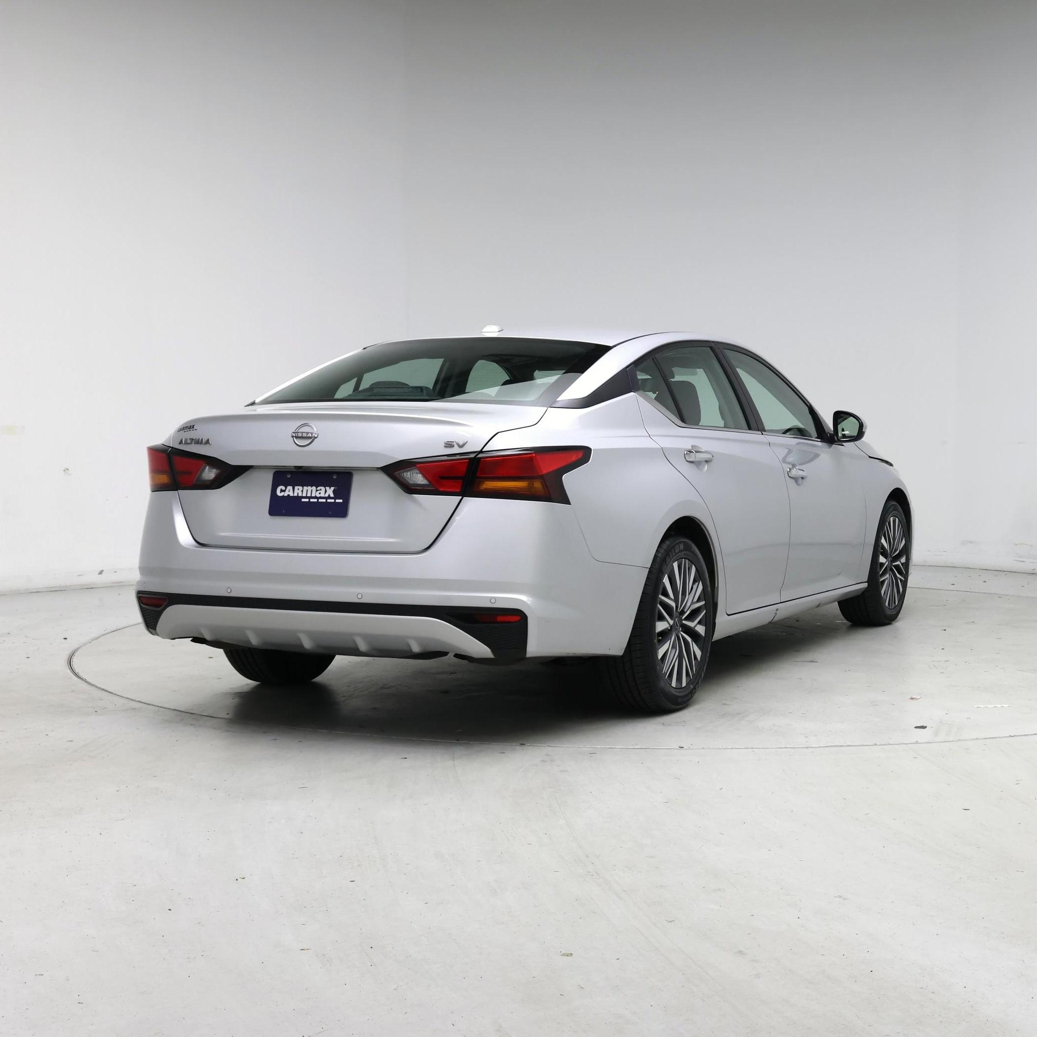 Thumbnail: 2023 Nissan Altima - 8