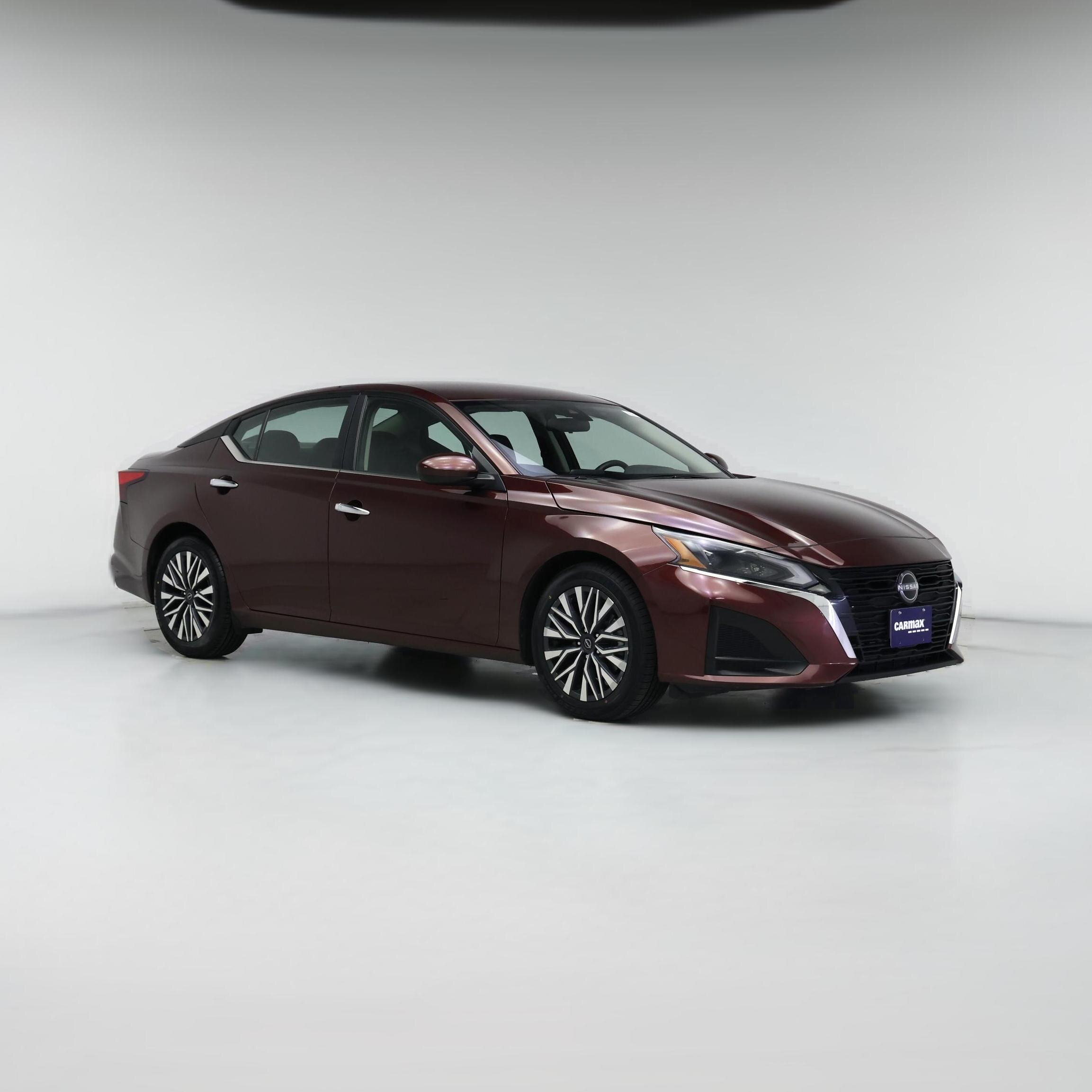 Thumbnail: 2023 Nissan Altima - 1