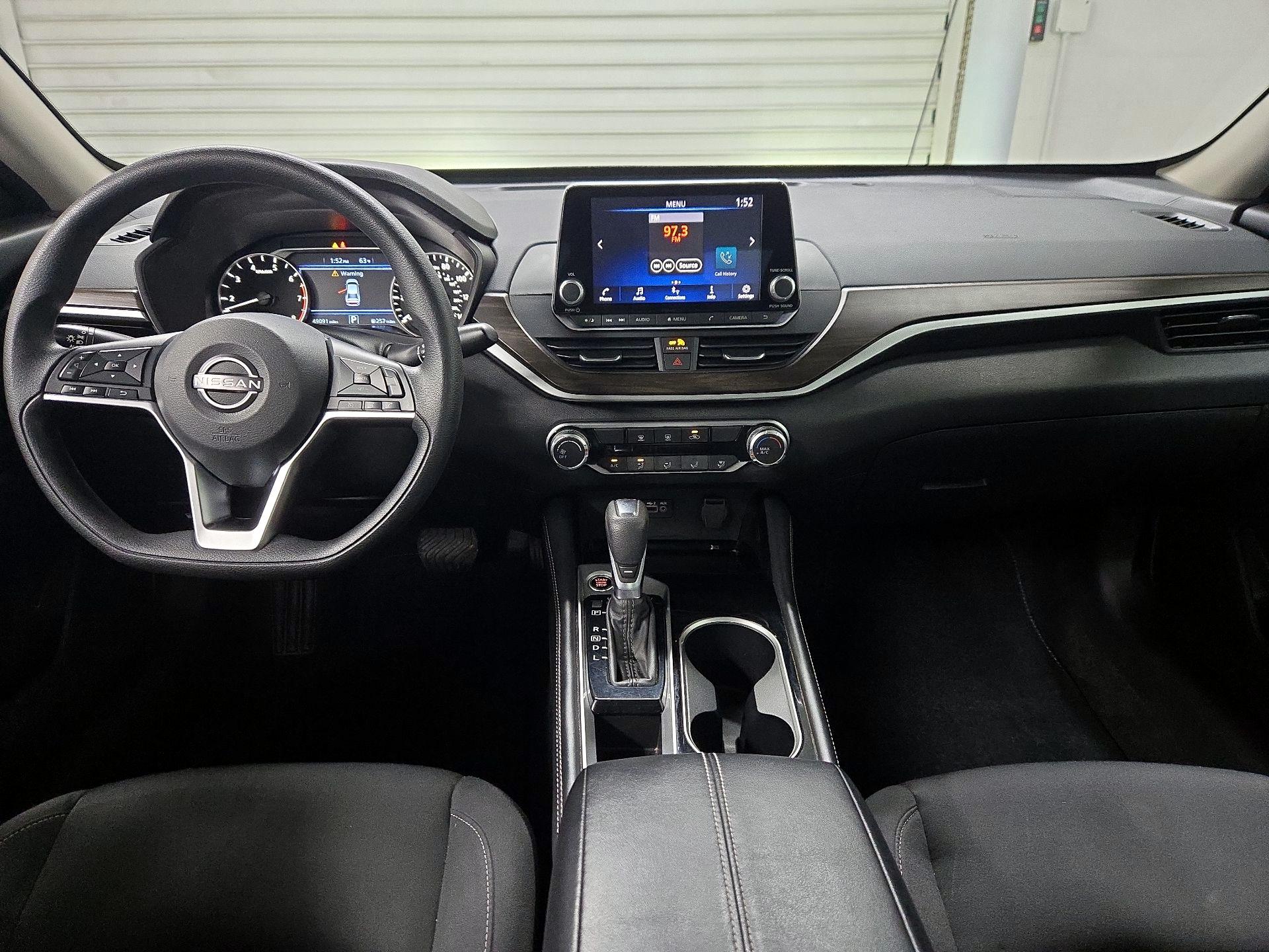 Thumbnail: 2023 Nissan Altima - 9
