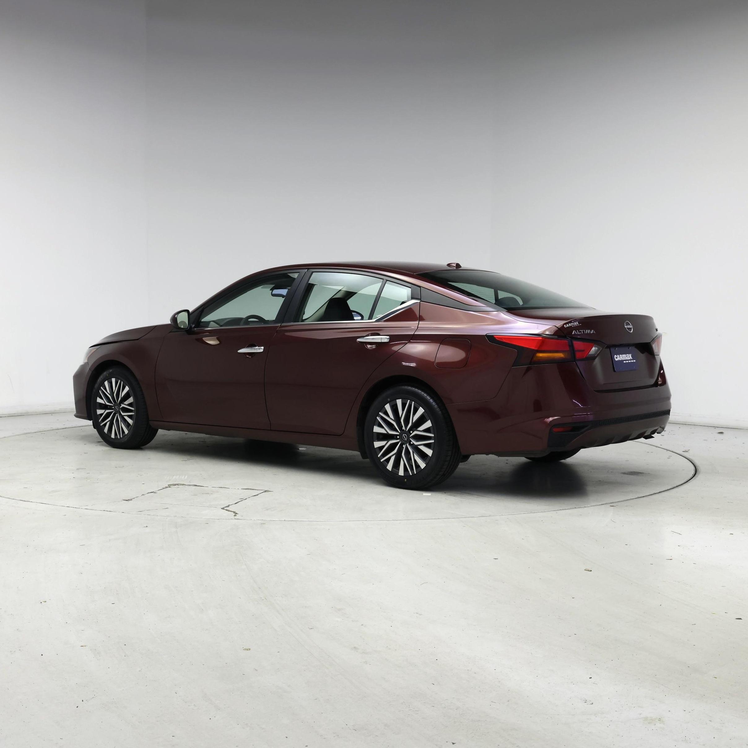 Thumbnail: 2023 Nissan Altima - 2
