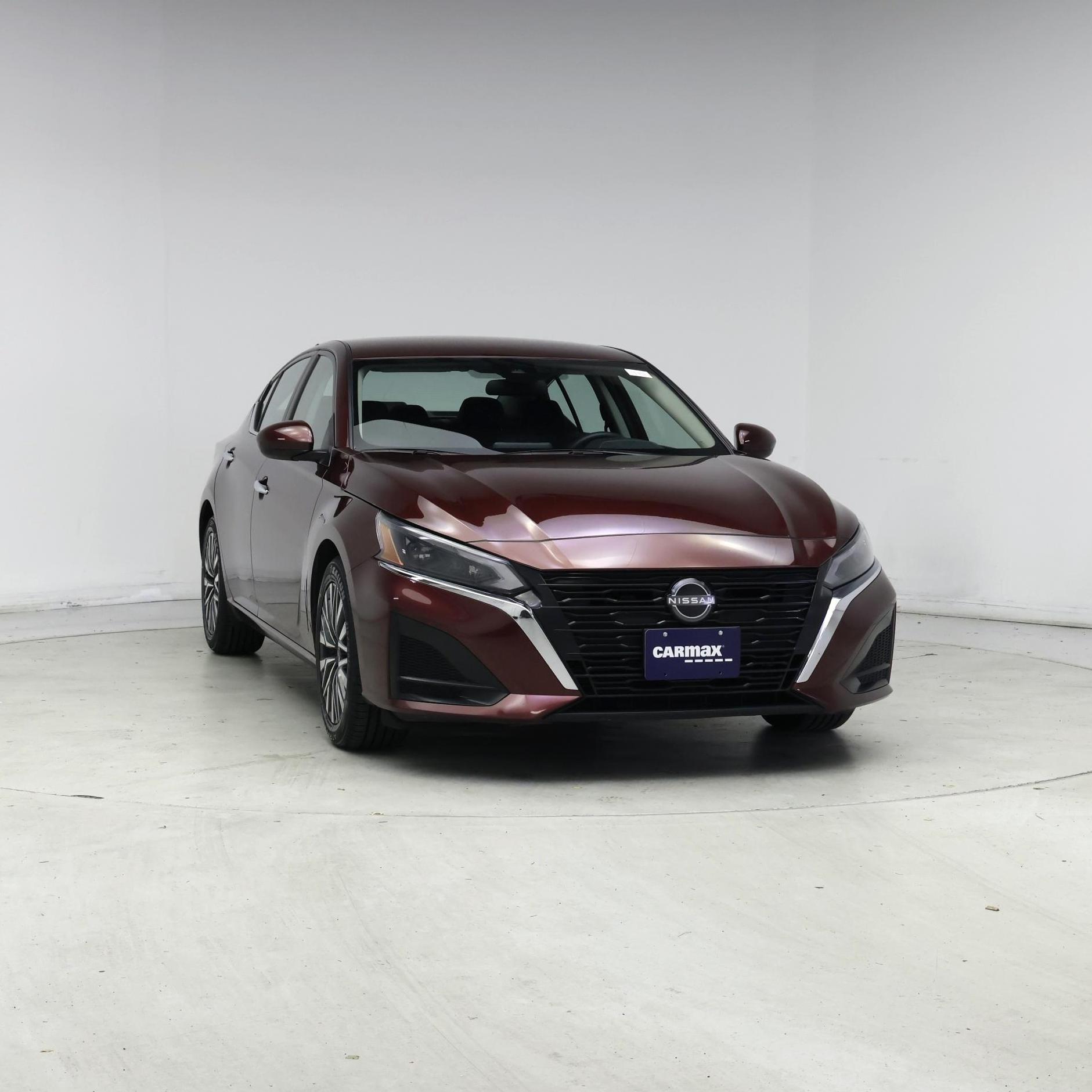 Thumbnail: 2023 Nissan Altima - 5
