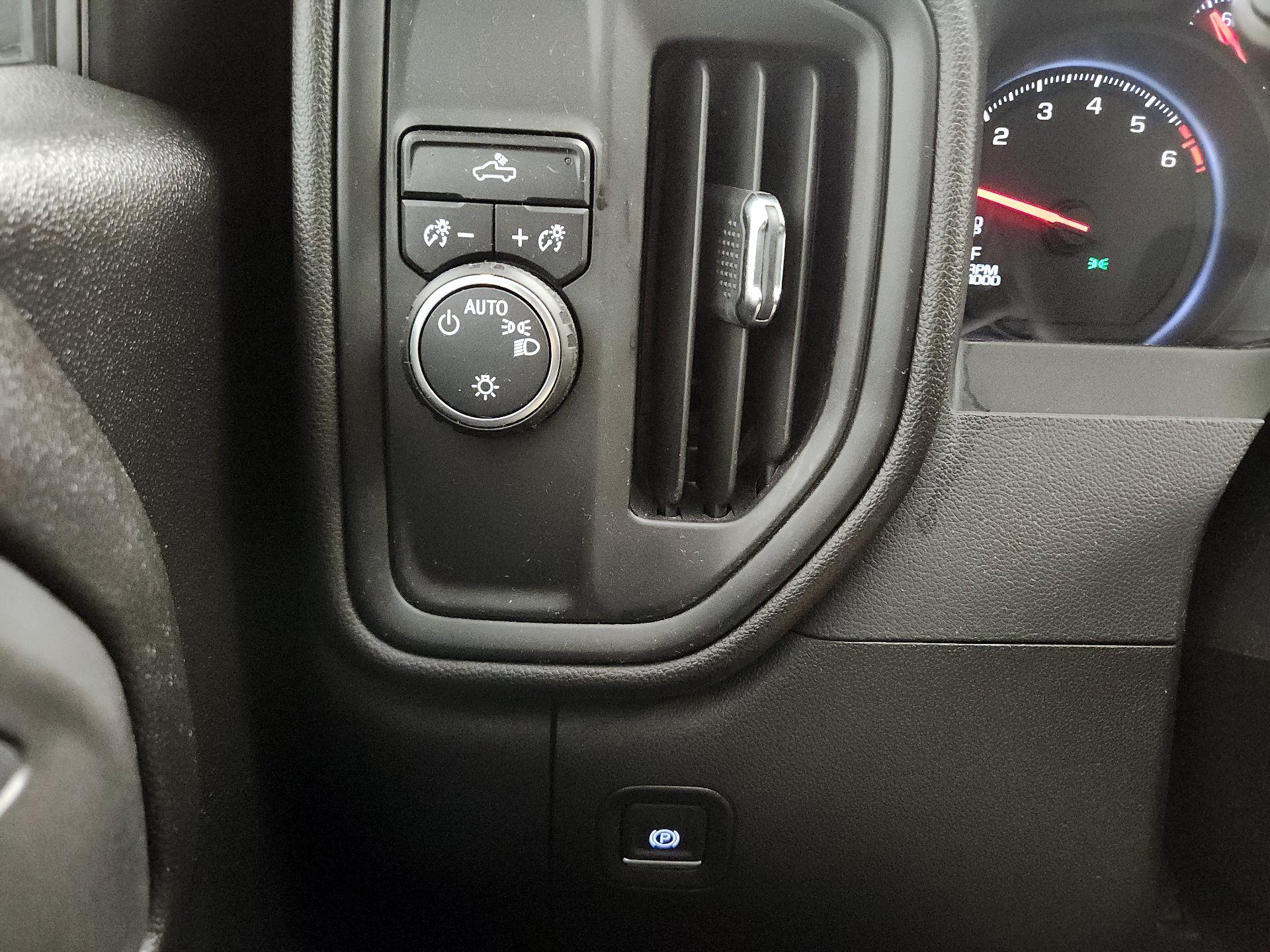 Thumbnail: 2024 Chevrolet Silverado 1500 - 13