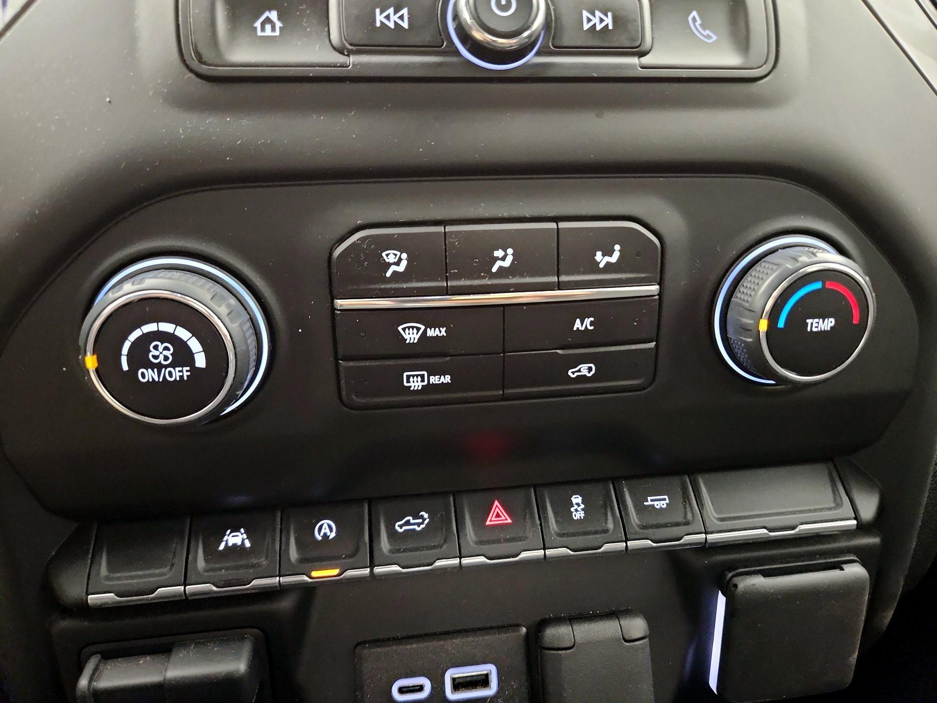 Thumbnail: 2024 Chevrolet Silverado 1500 - 16