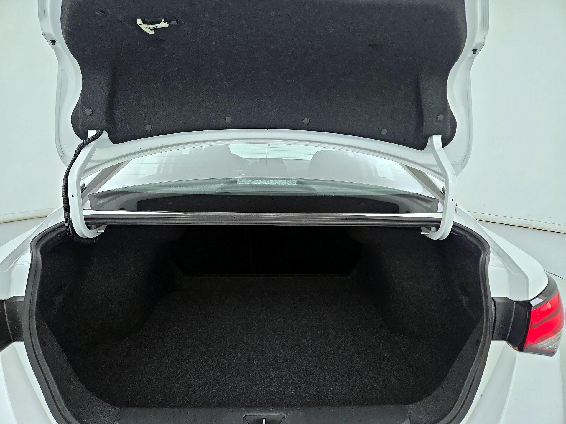 Thumbnail: 2025 Nissan Sentra - 20