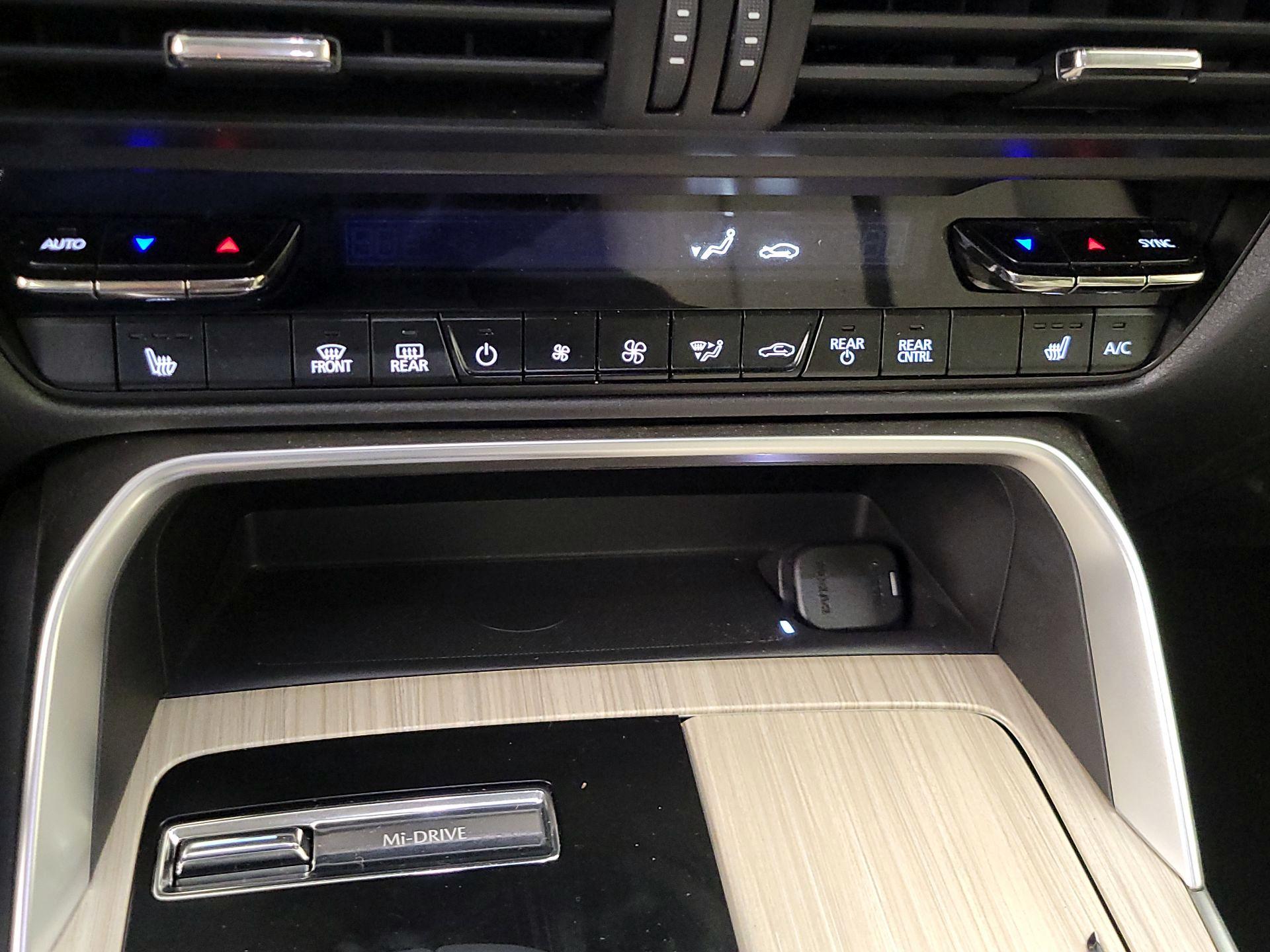 Thumbnail: 2024 Mazda CX-90 - 16