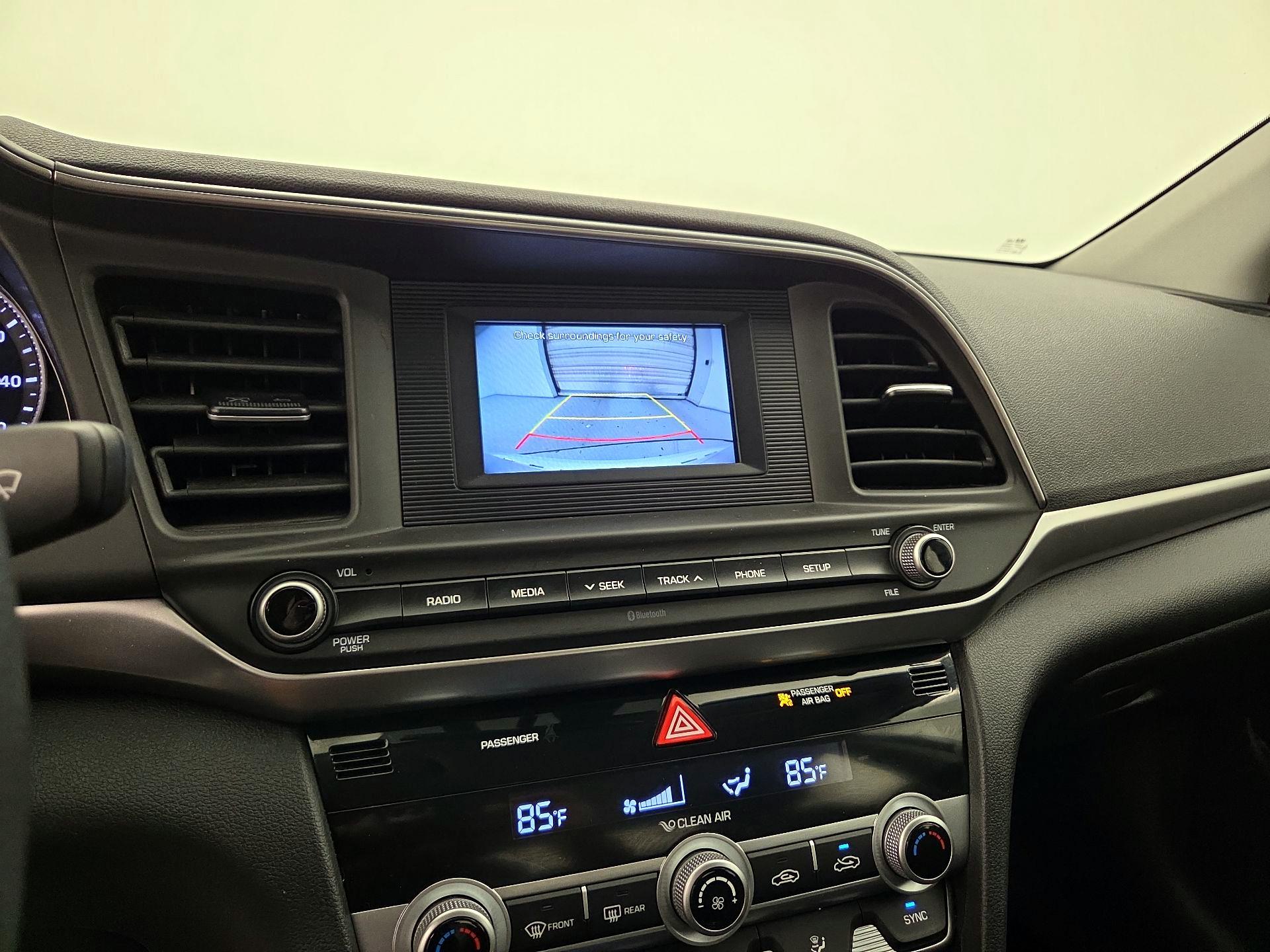 Thumbnail: 2020 Hyundai Elantra - 14