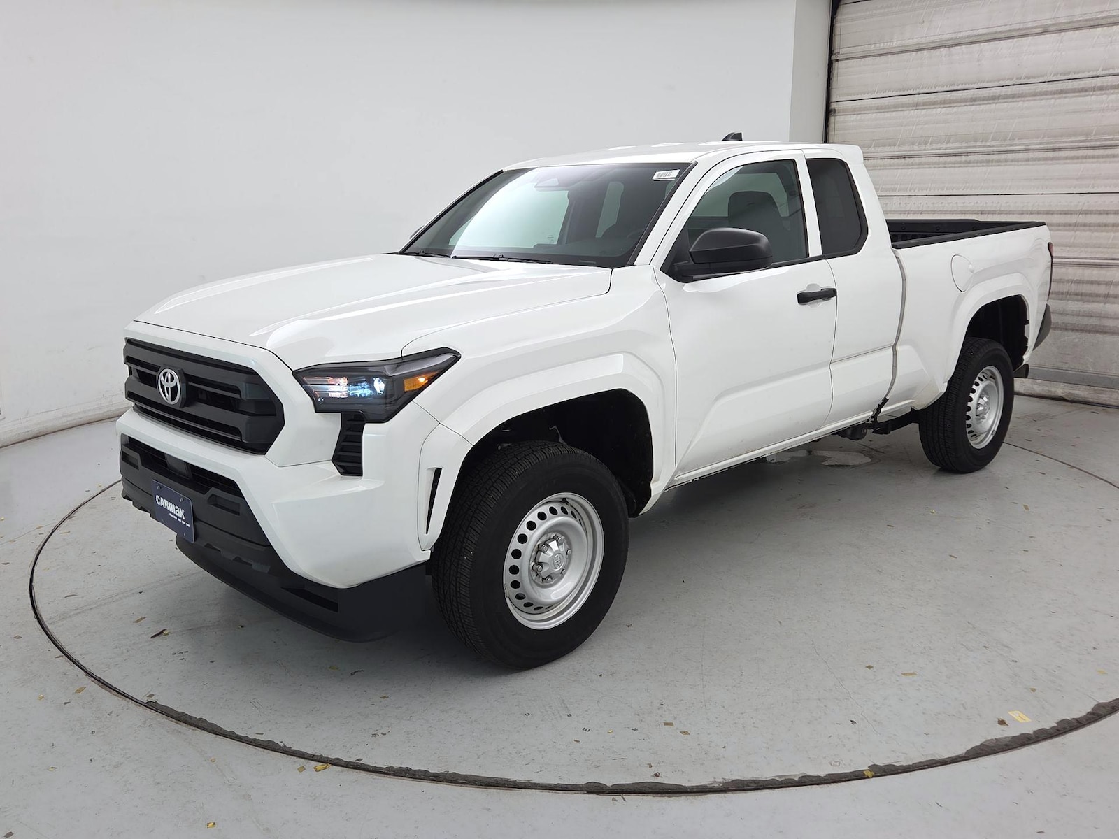 2024 Toyota Tacoma SR - Photo 3