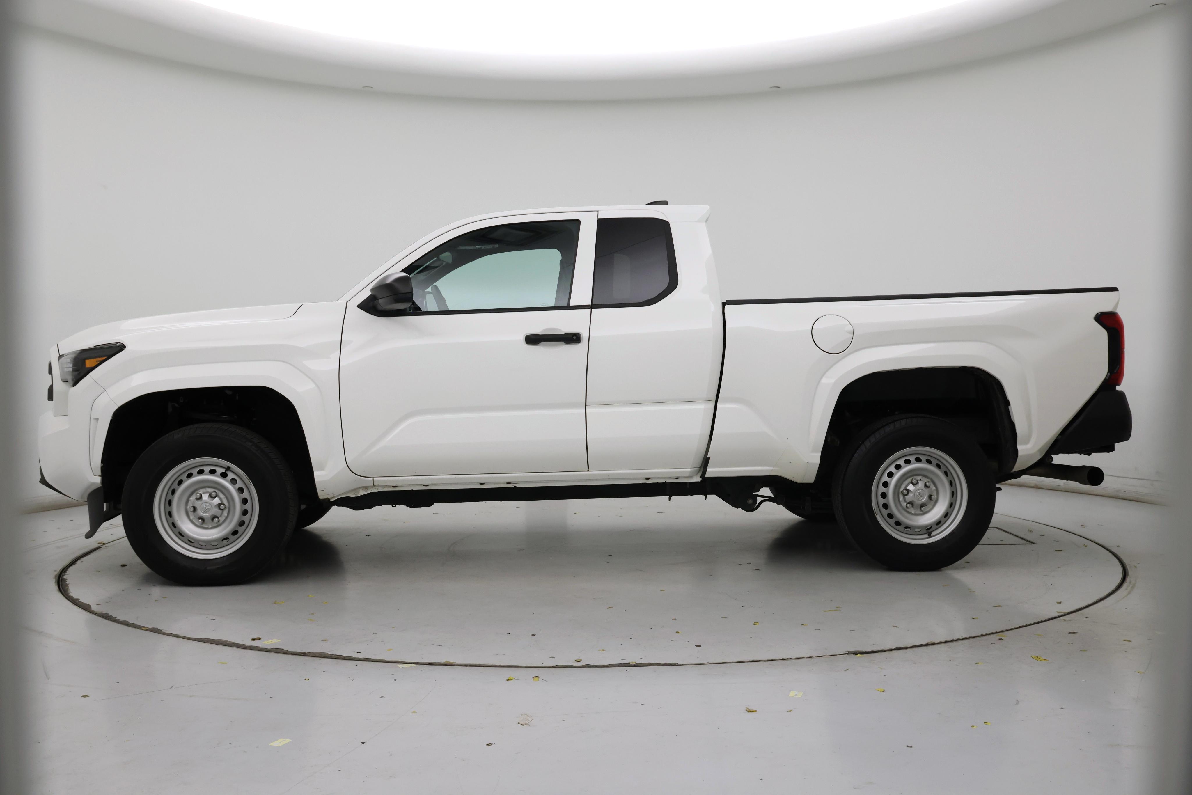 Thumbnail: 2024 Toyota Tacoma - 3