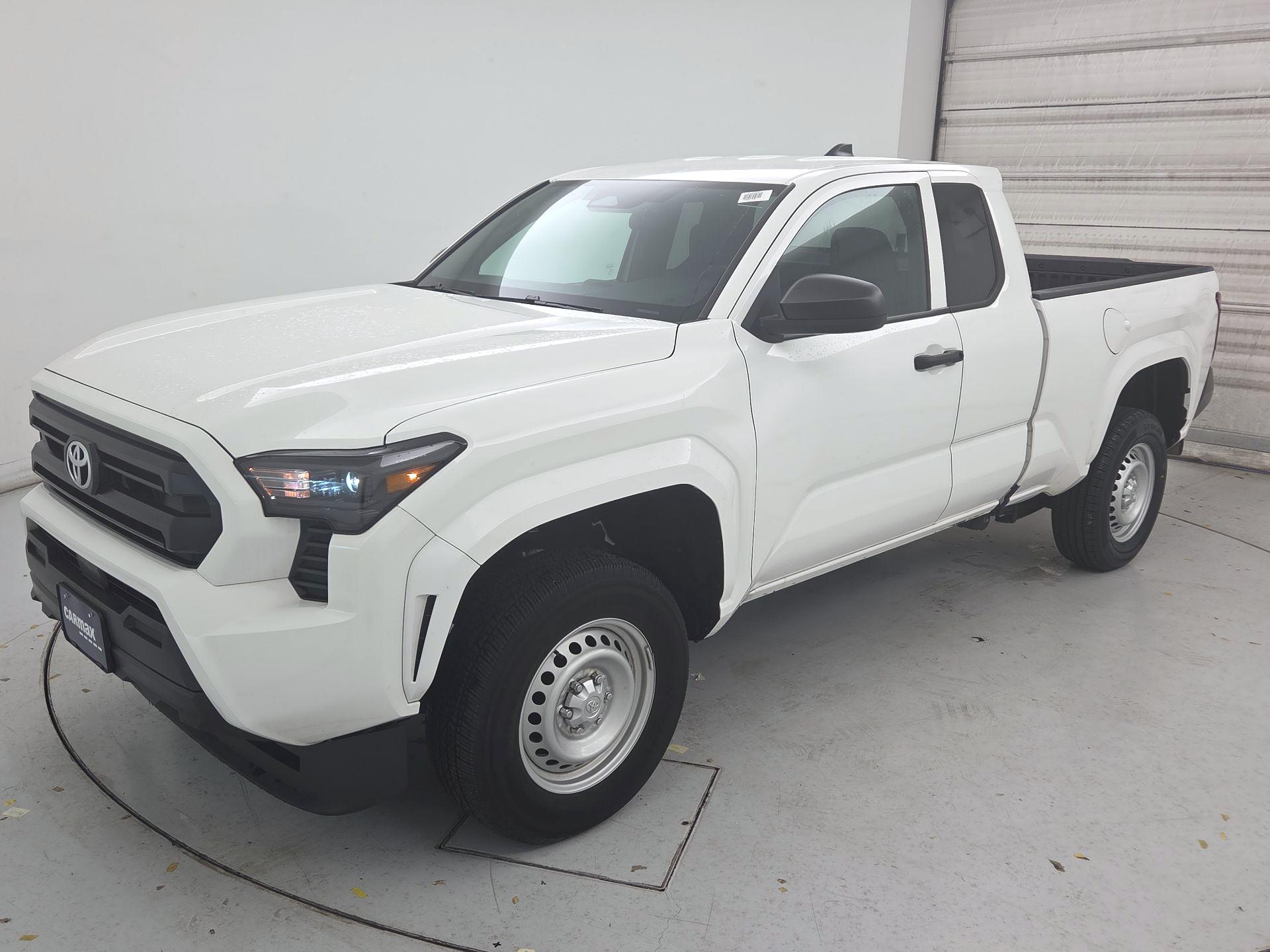 Thumbnail: 2024 Toyota Tacoma - 3