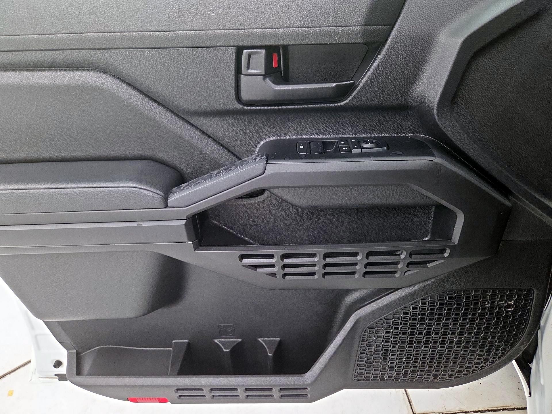 Thumbnail: 2024 Toyota Tacoma - 10