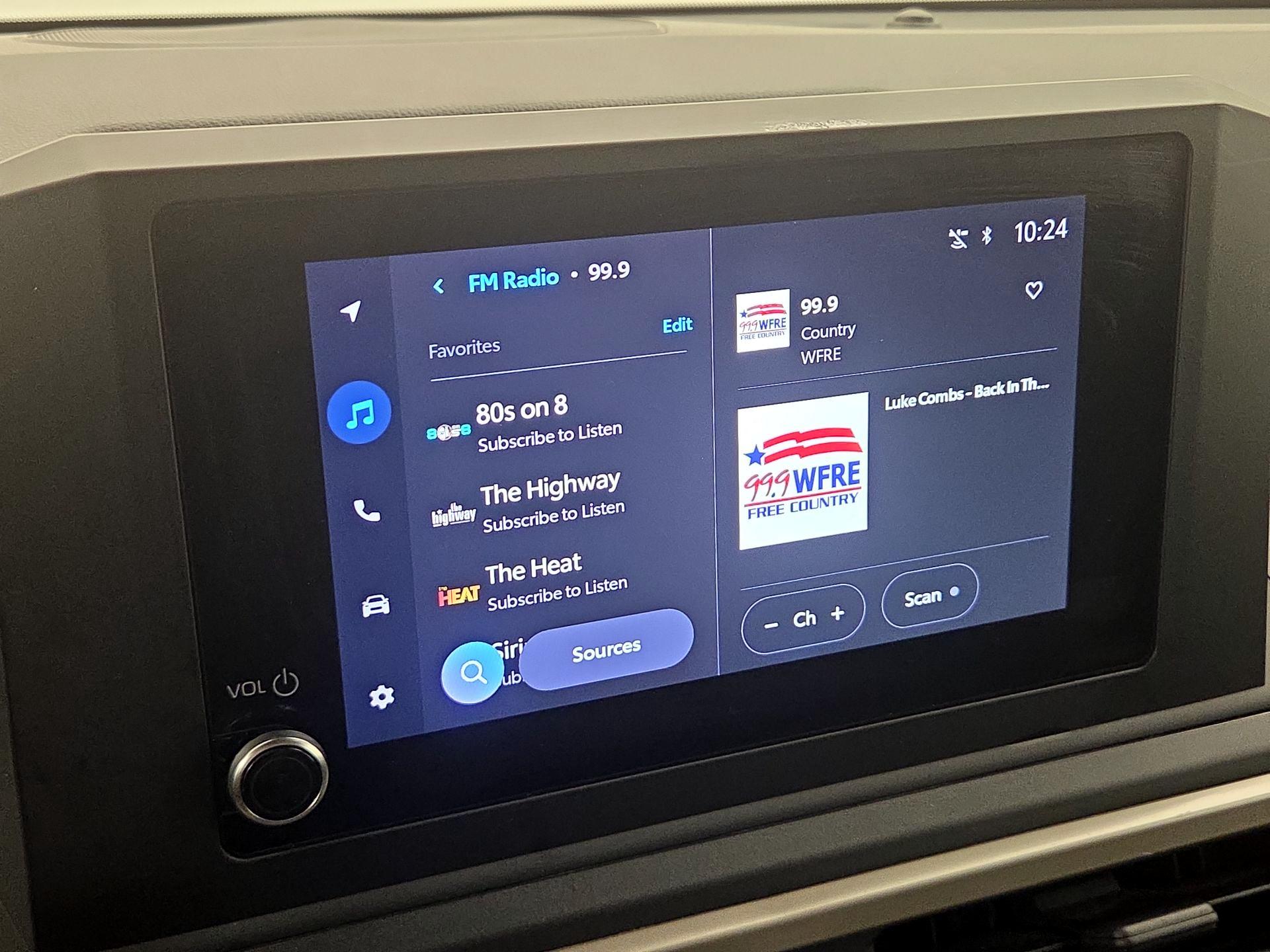 Thumbnail: 2024 Toyota Tacoma - 14