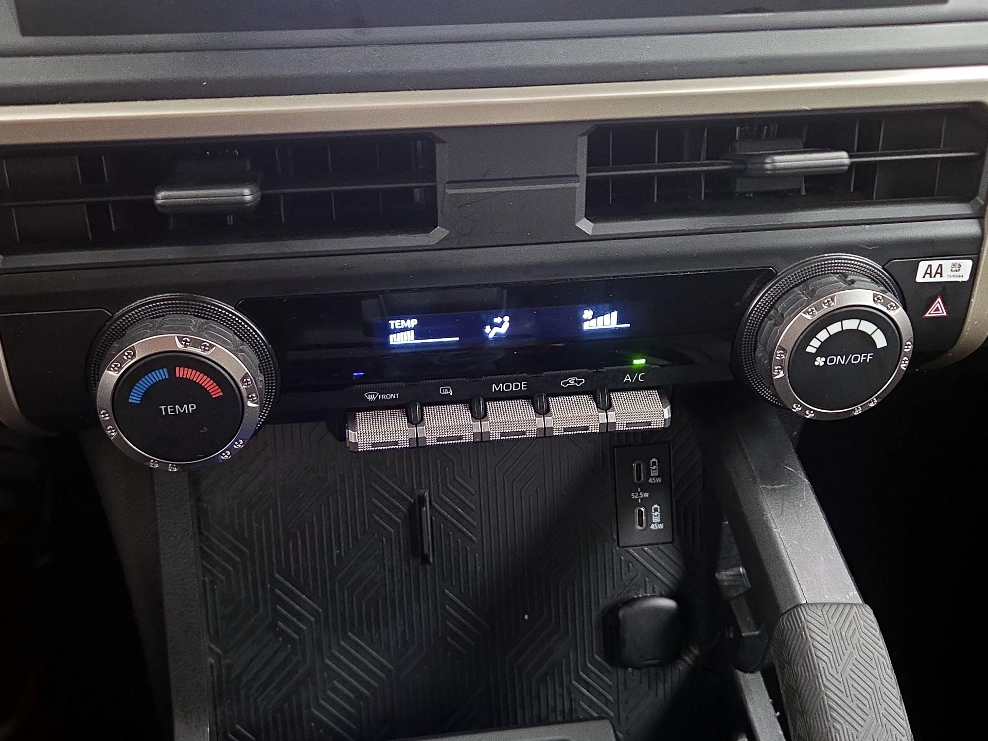 Thumbnail: 2024 Toyota Tacoma - 15