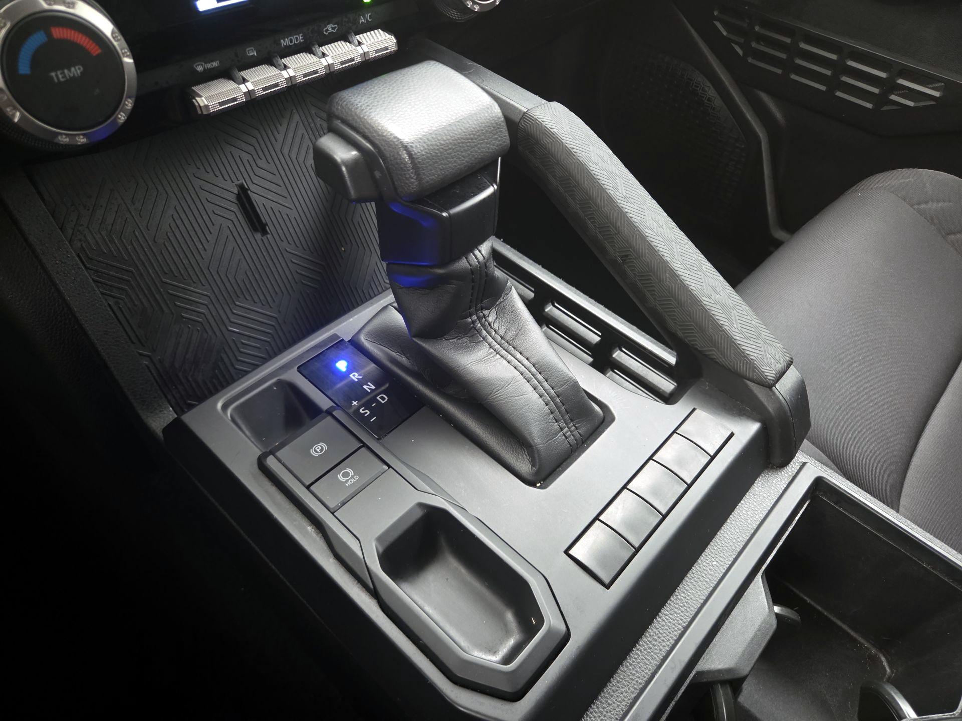 Thumbnail: 2024 Toyota Tacoma - 16