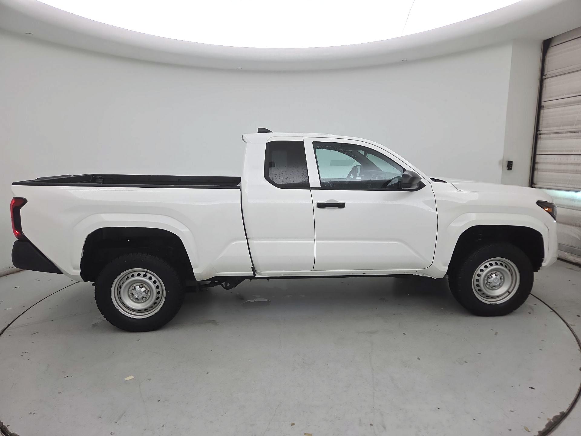 Thumbnail: 2024 Toyota Tacoma - 4