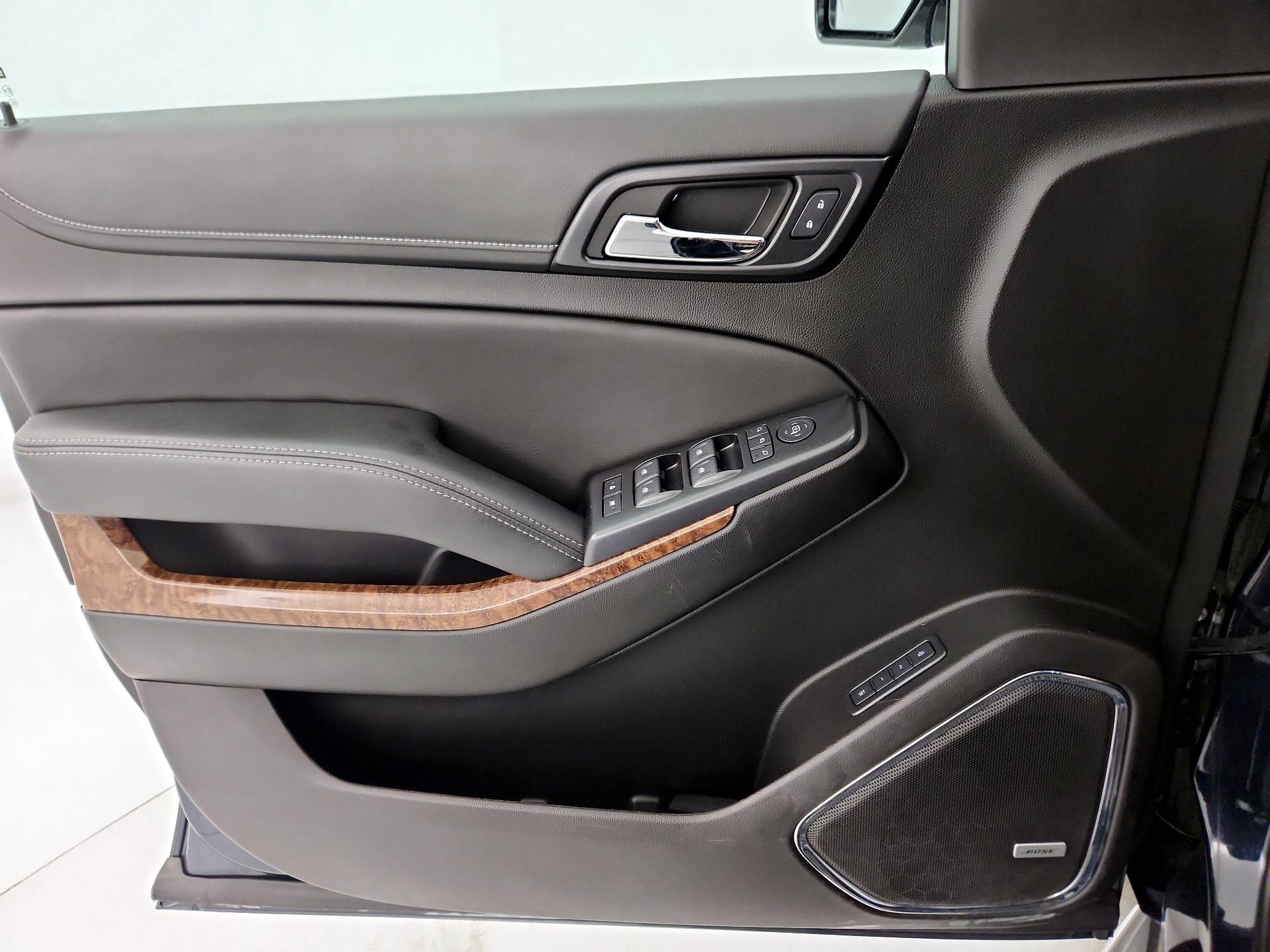 Thumbnail: 2020 Chevrolet Tahoe - 12