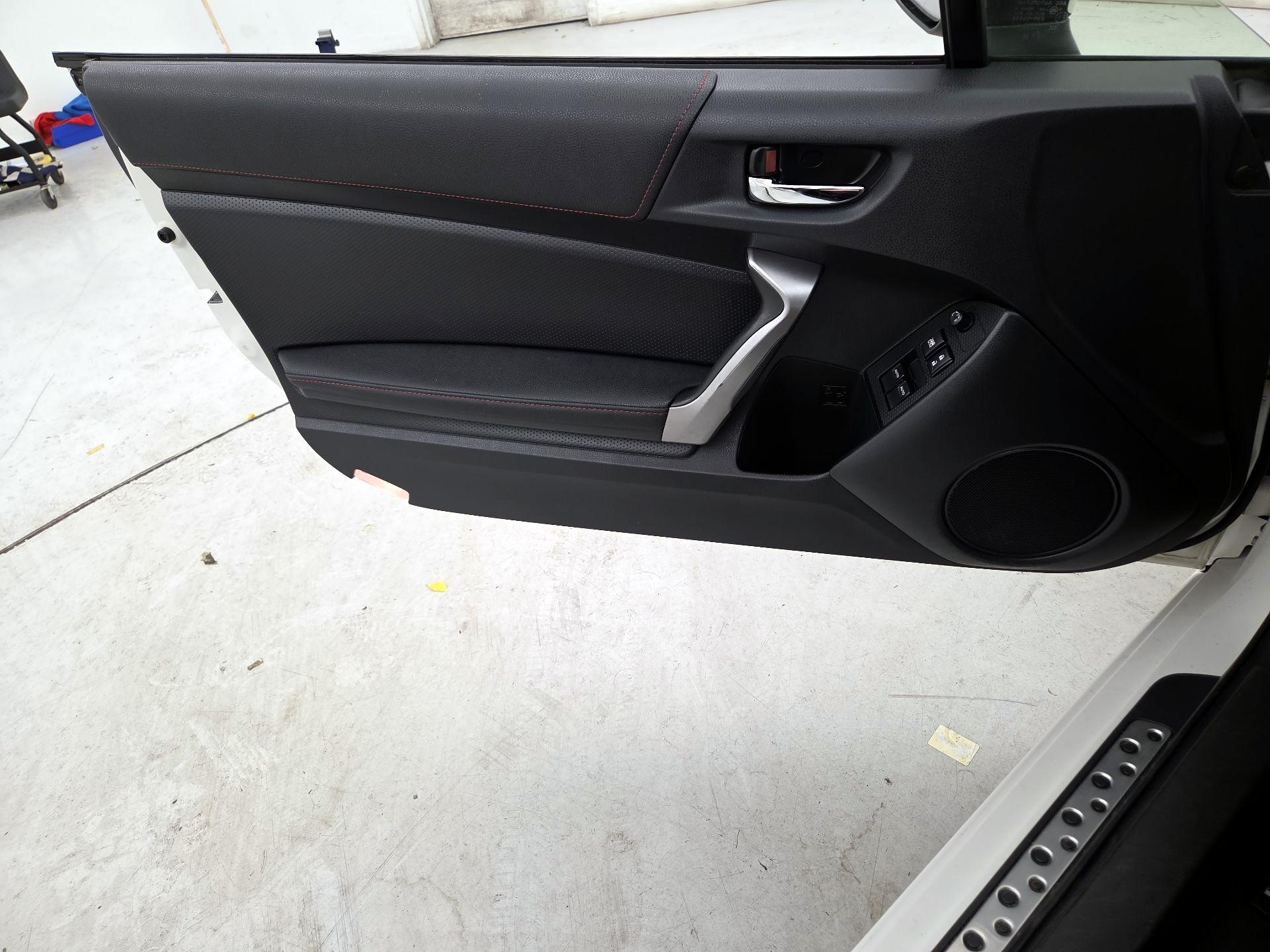 Thumbnail: 2015 Subaru BRZ - 10