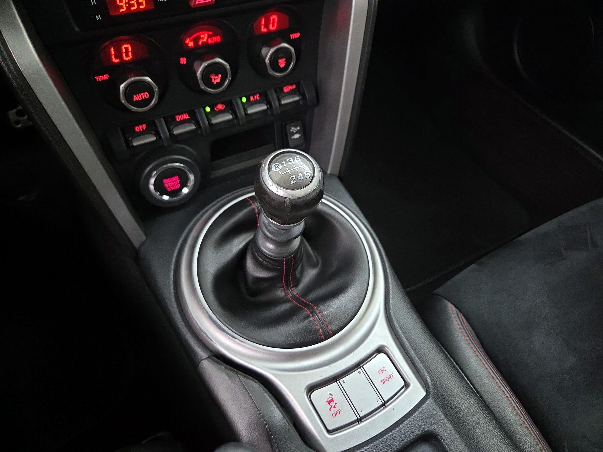 Thumbnail: 2015 Subaru BRZ - 14