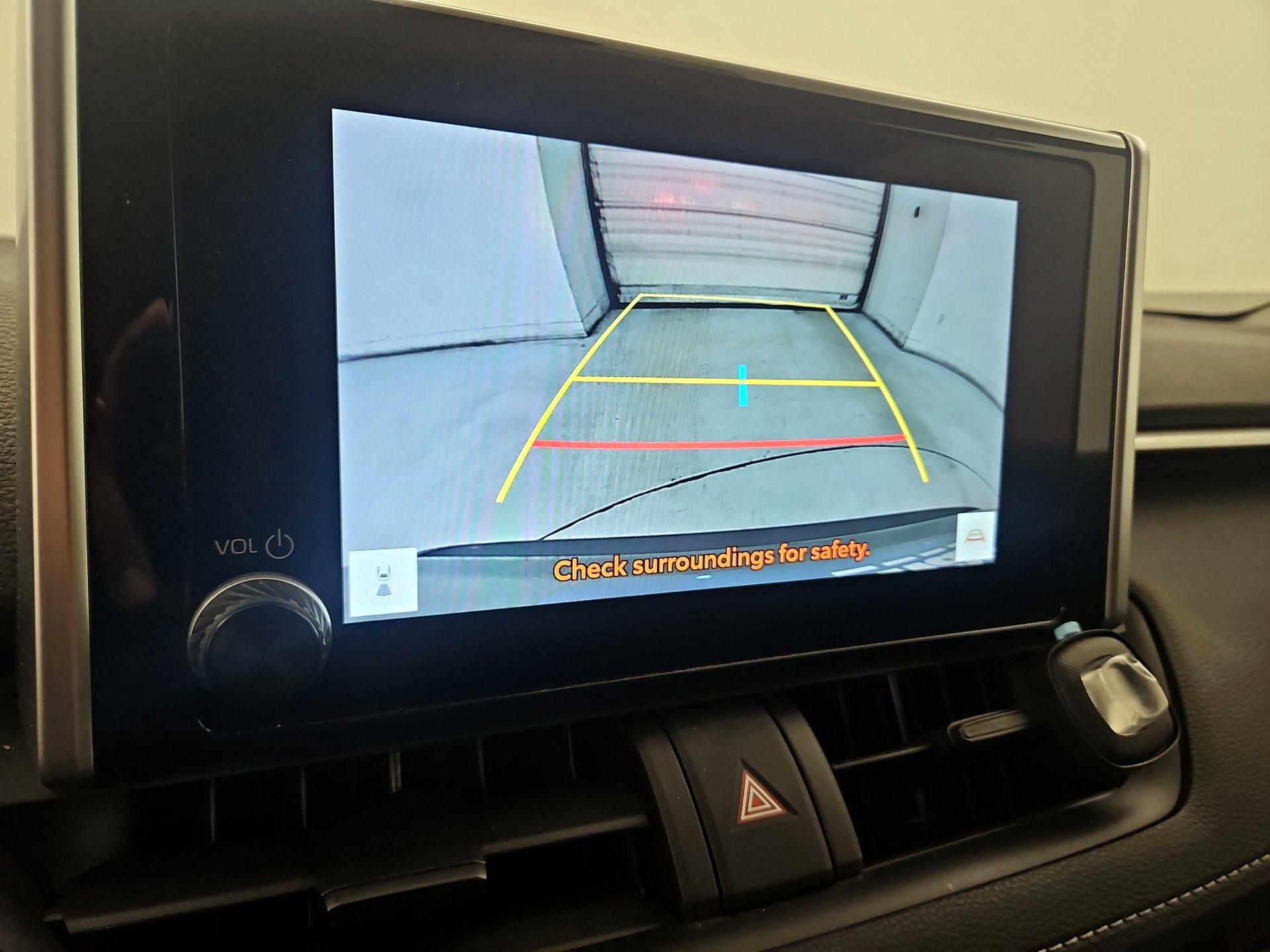 Thumbnail: 2023 Toyota RAV4 - 14