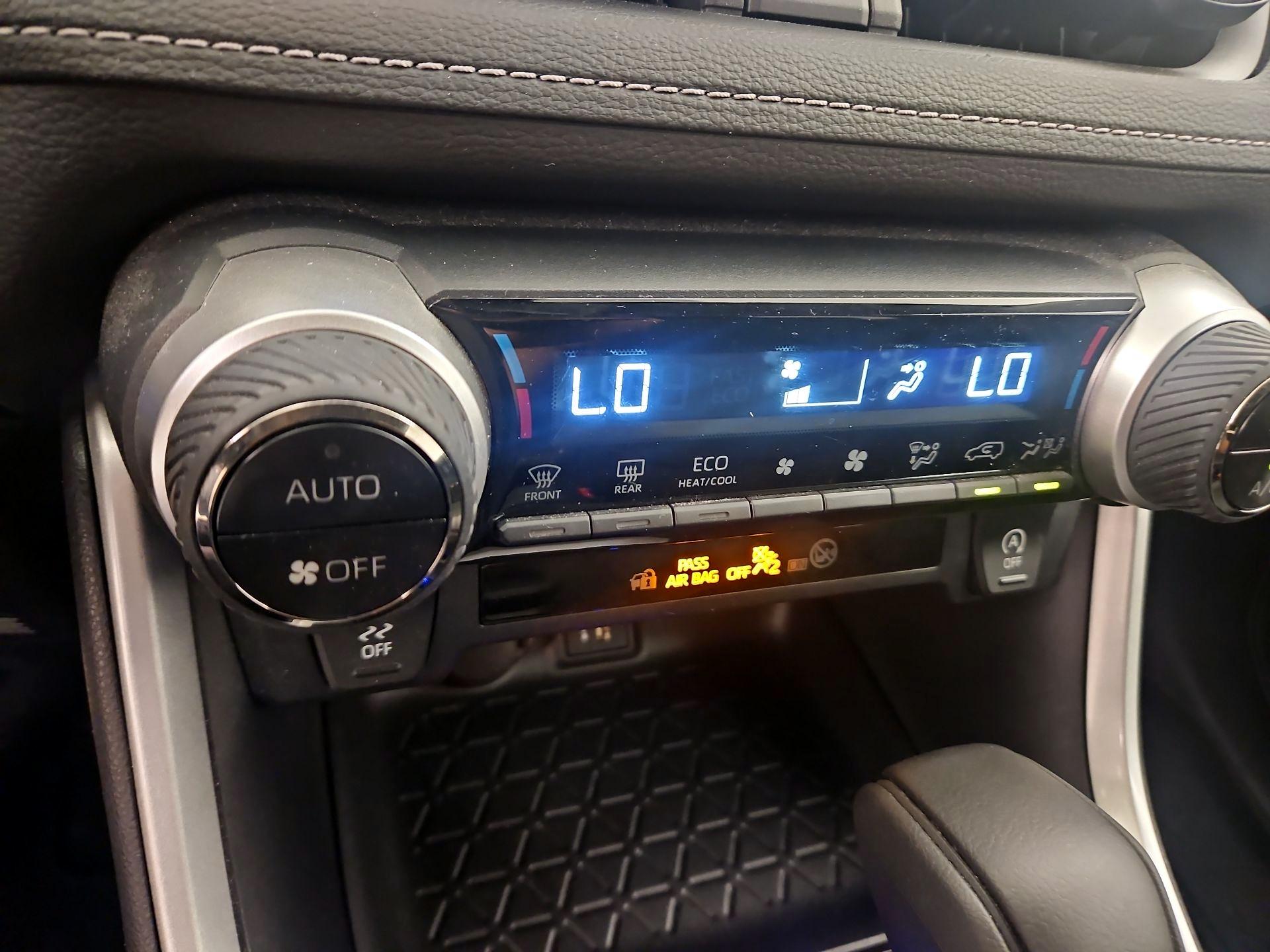 Thumbnail: 2023 Toyota RAV4 - 16