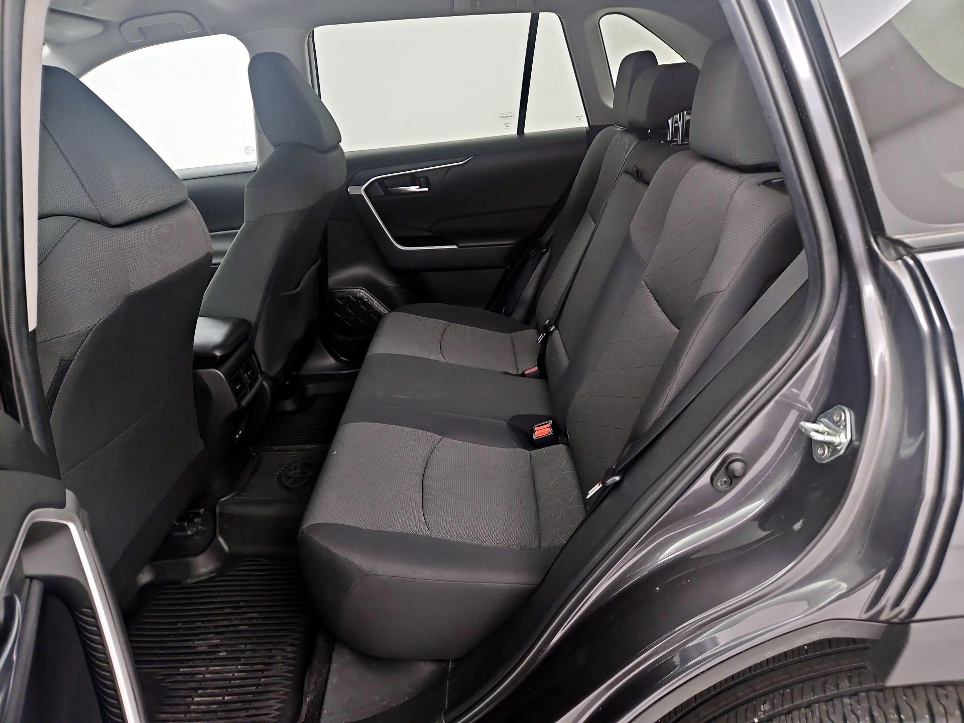 Thumbnail: 2023 Toyota RAV4 - 19