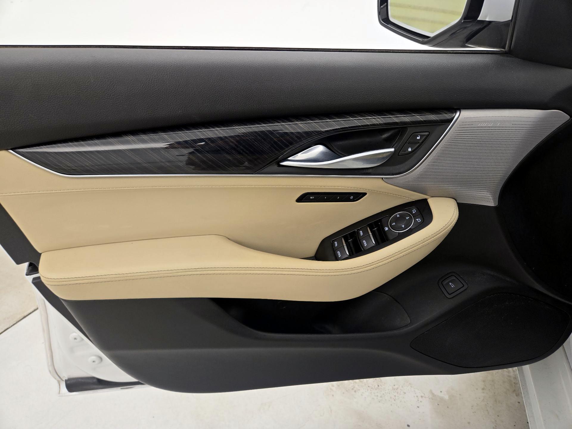 Thumbnail: 2022 Cadillac CT5 - 12