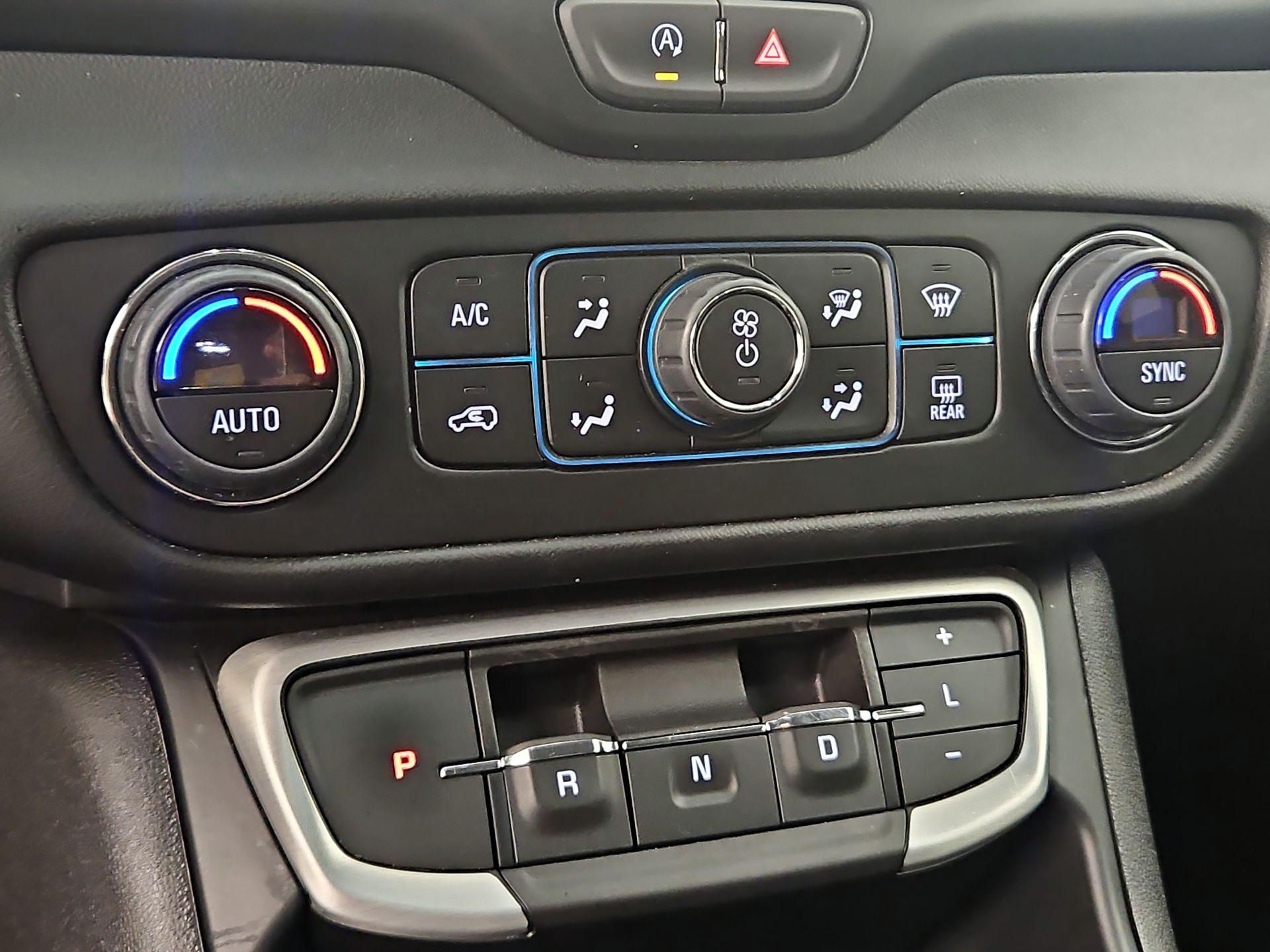 Thumbnail: 2023 GMC Terrain - 16