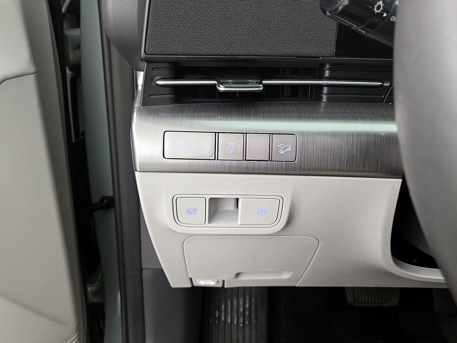 Thumbnail: 2024 Hyundai Kona - 13