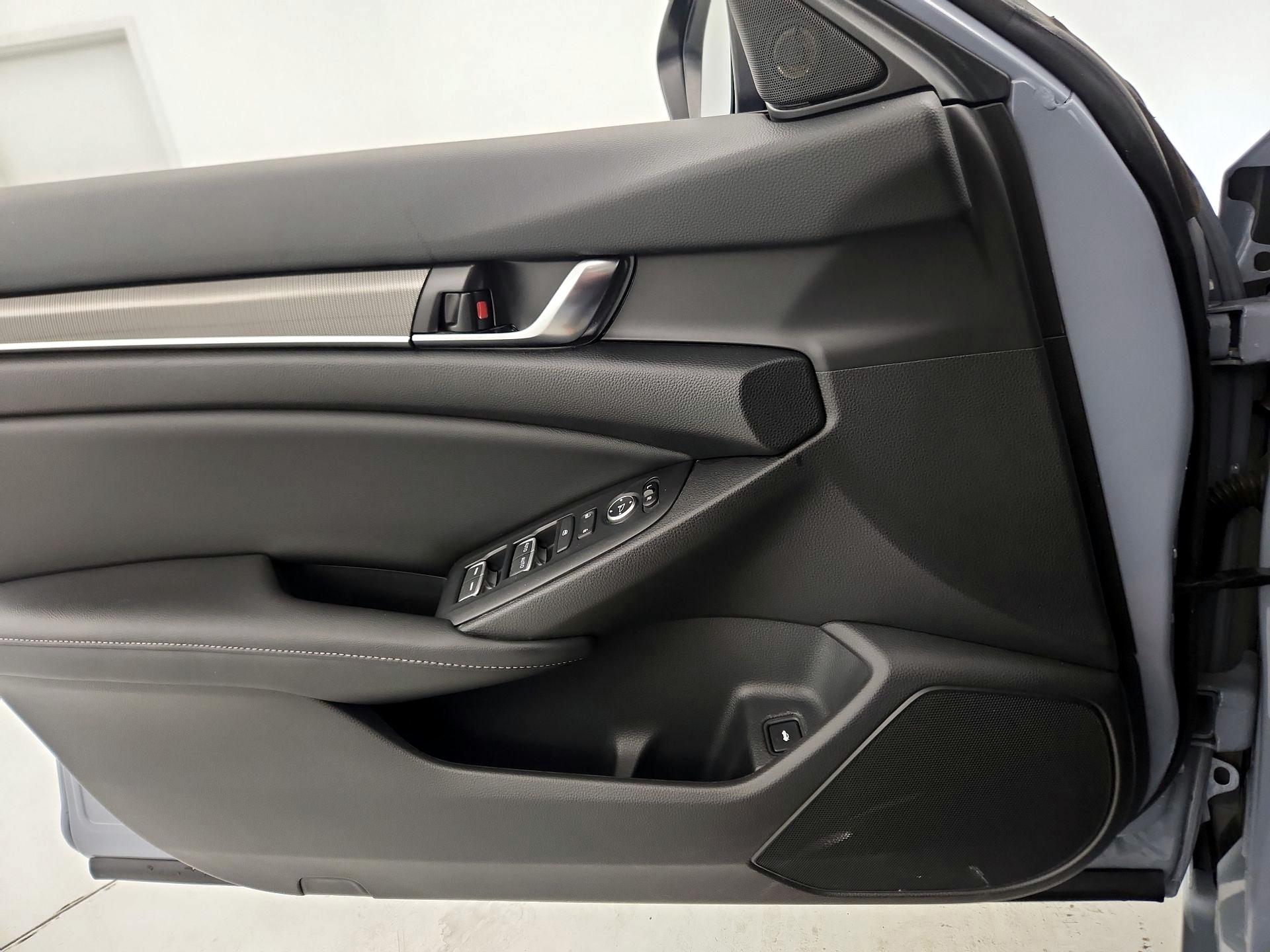 Thumbnail: 2022 Honda Accord - 12