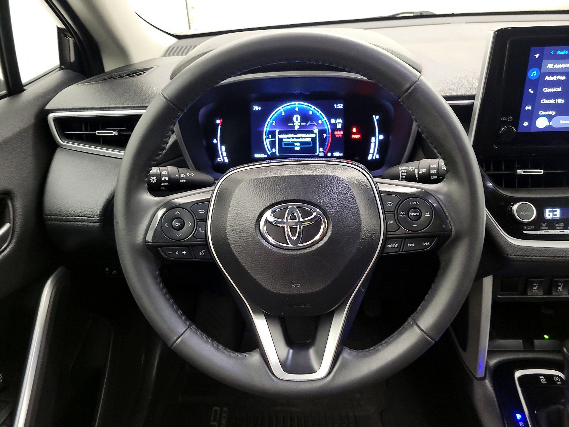 Thumbnail: 2024 Toyota Corolla Cross - 10