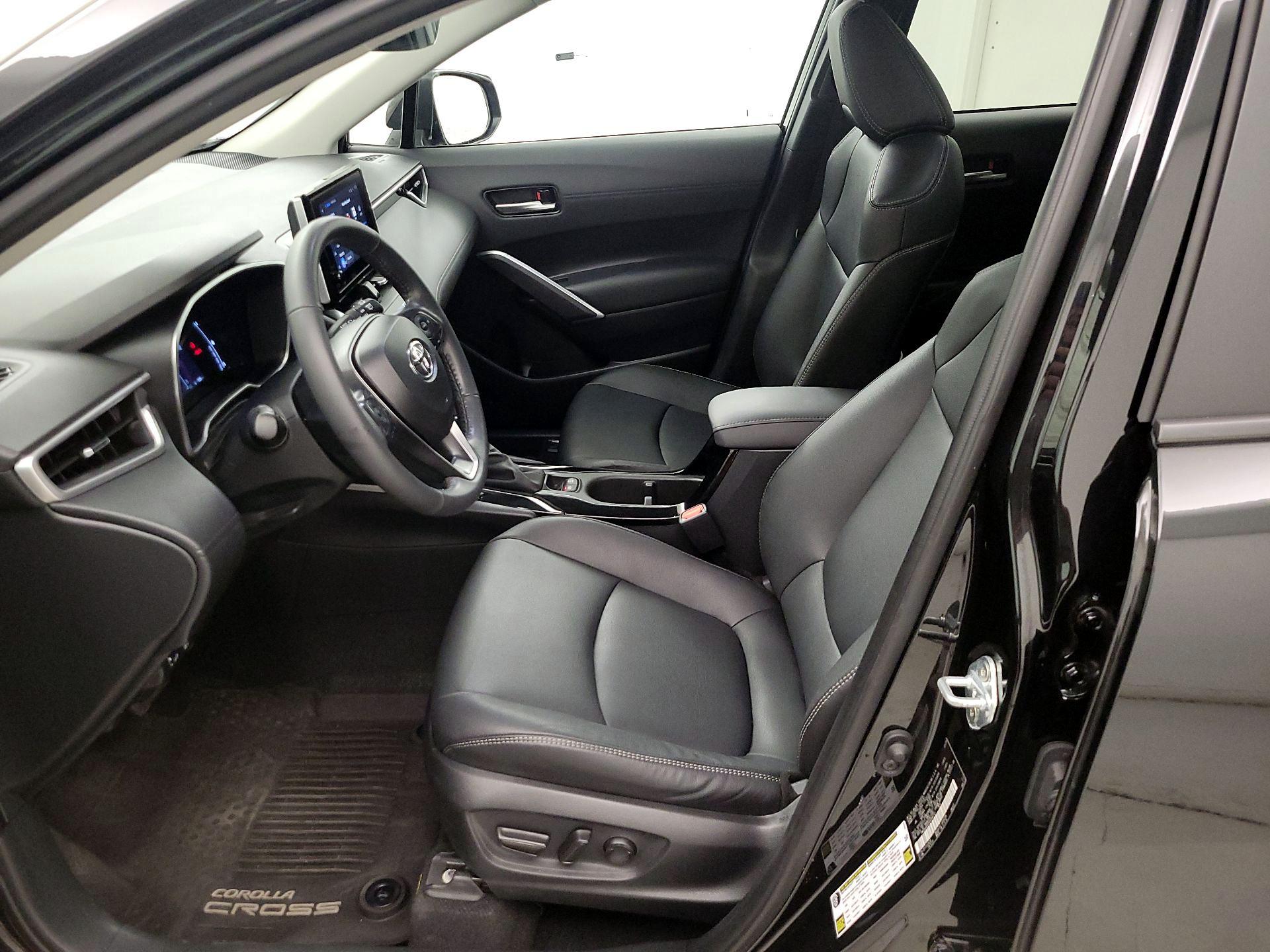 Thumbnail: 2024 Toyota Corolla Cross - 11