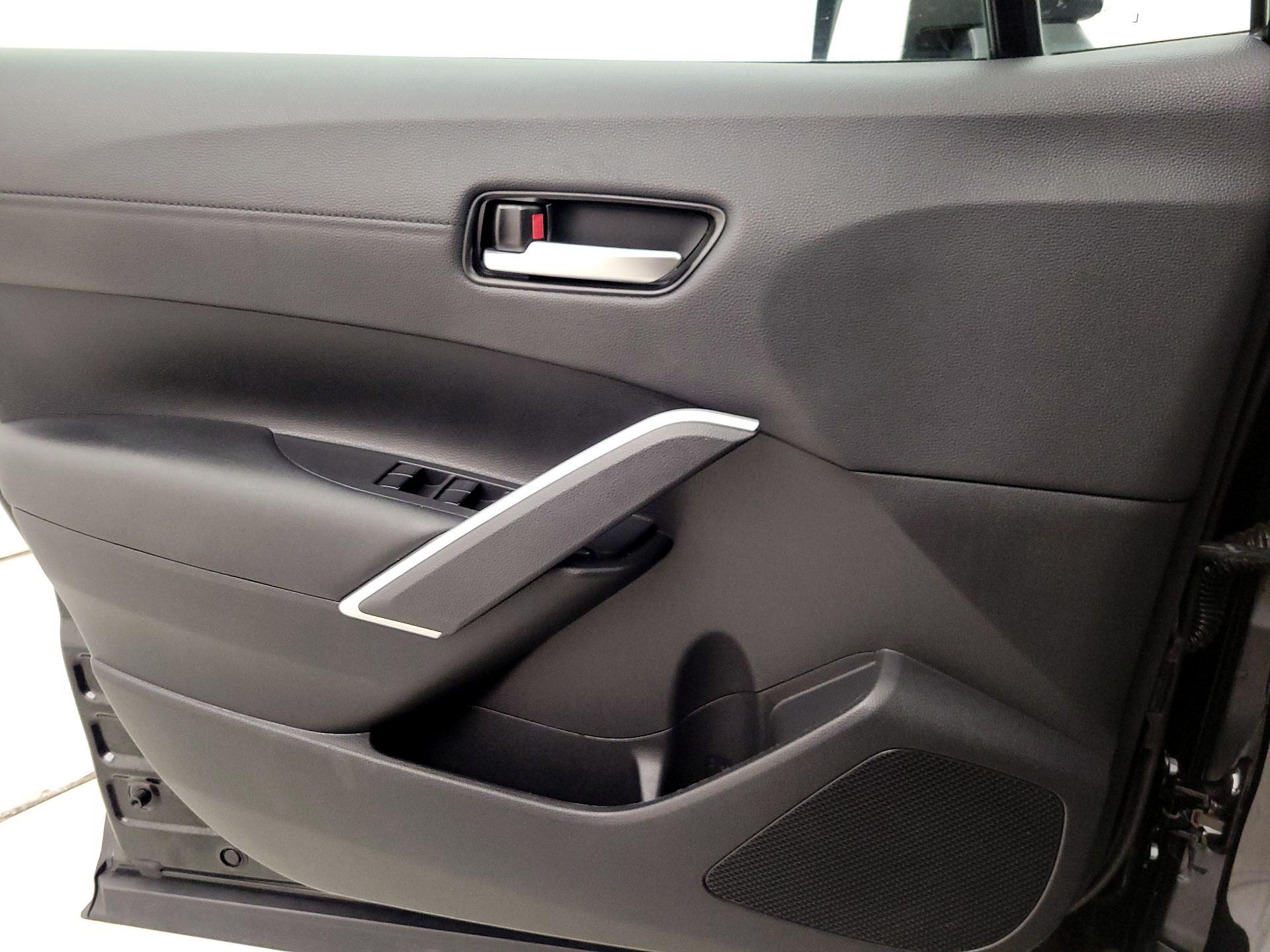 Thumbnail: 2024 Toyota Corolla Cross - 12