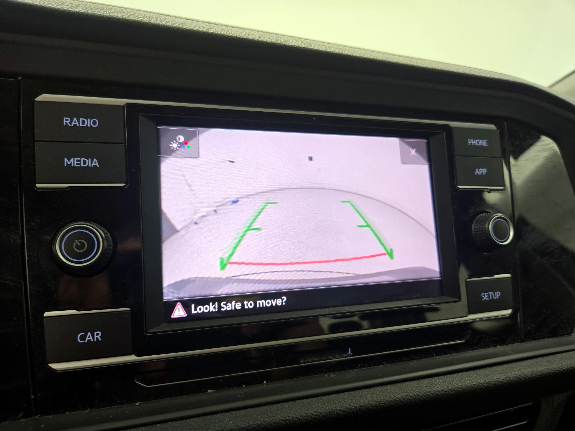 Thumbnail: 2019 Volkswagen Jetta - 14