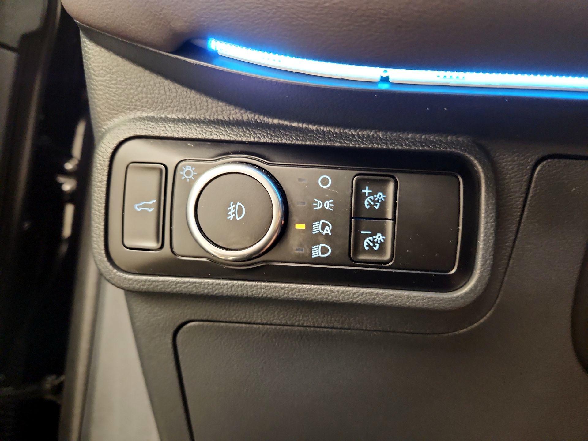 Thumbnail: 2025 Ford Explorer - 13