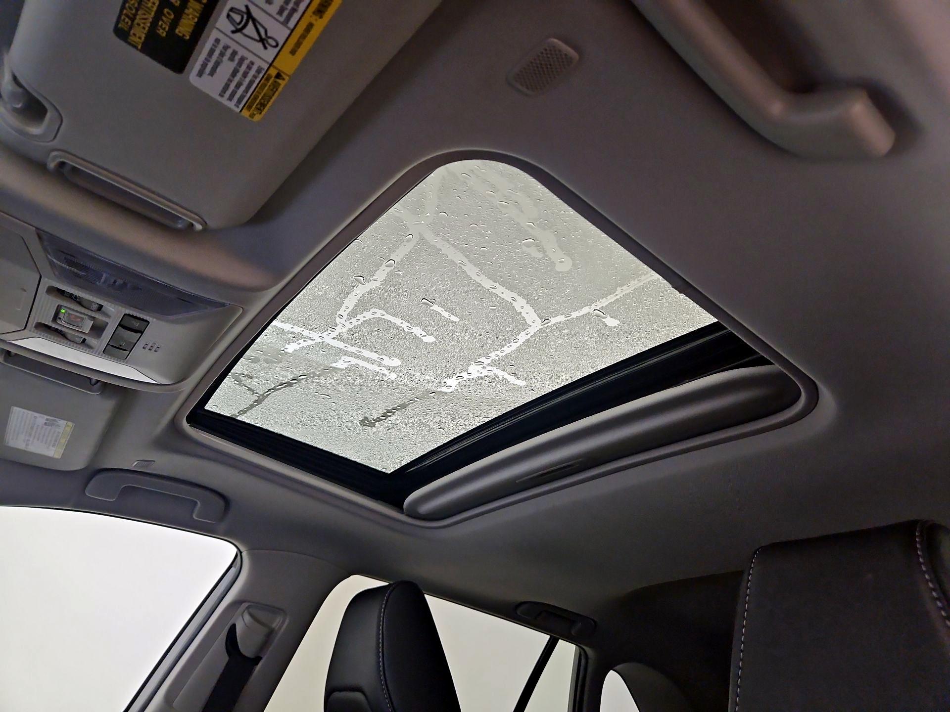 Thumbnail: 2024 Toyota RAV4 - 19