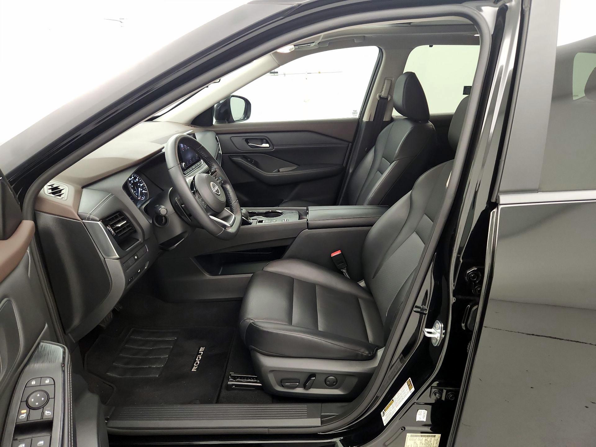 Thumbnail: 2023 Nissan Rogue - 11