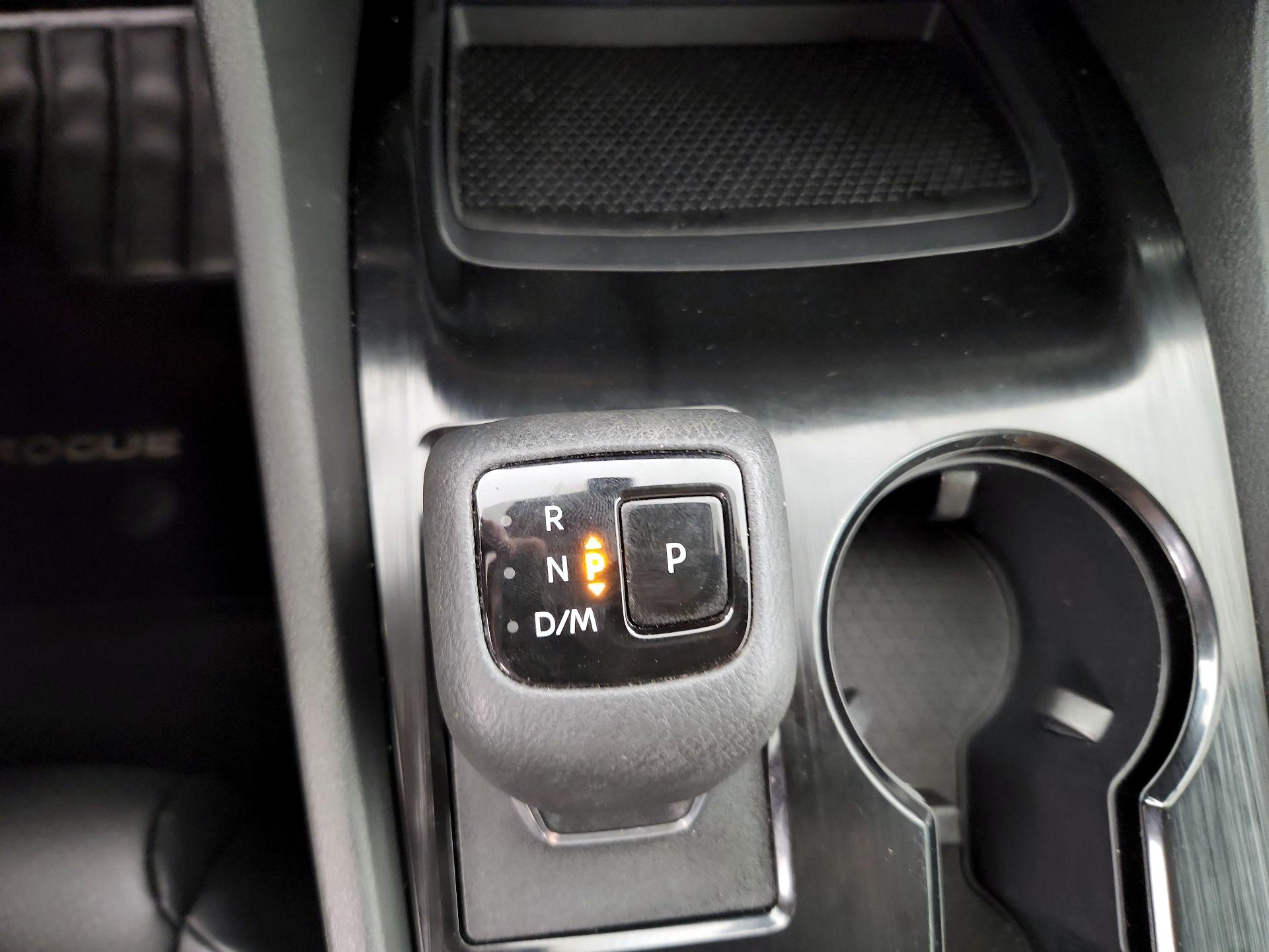 Thumbnail: 2023 Nissan Rogue - 17