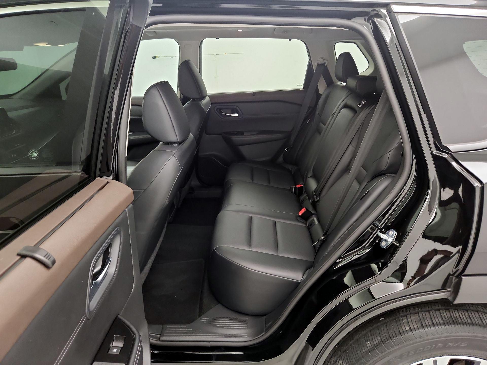 Thumbnail: 2023 Nissan Rogue - 20