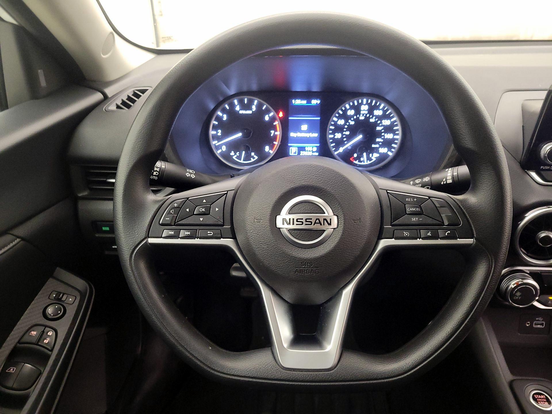 Thumbnail: 2023 Nissan Sentra - 10