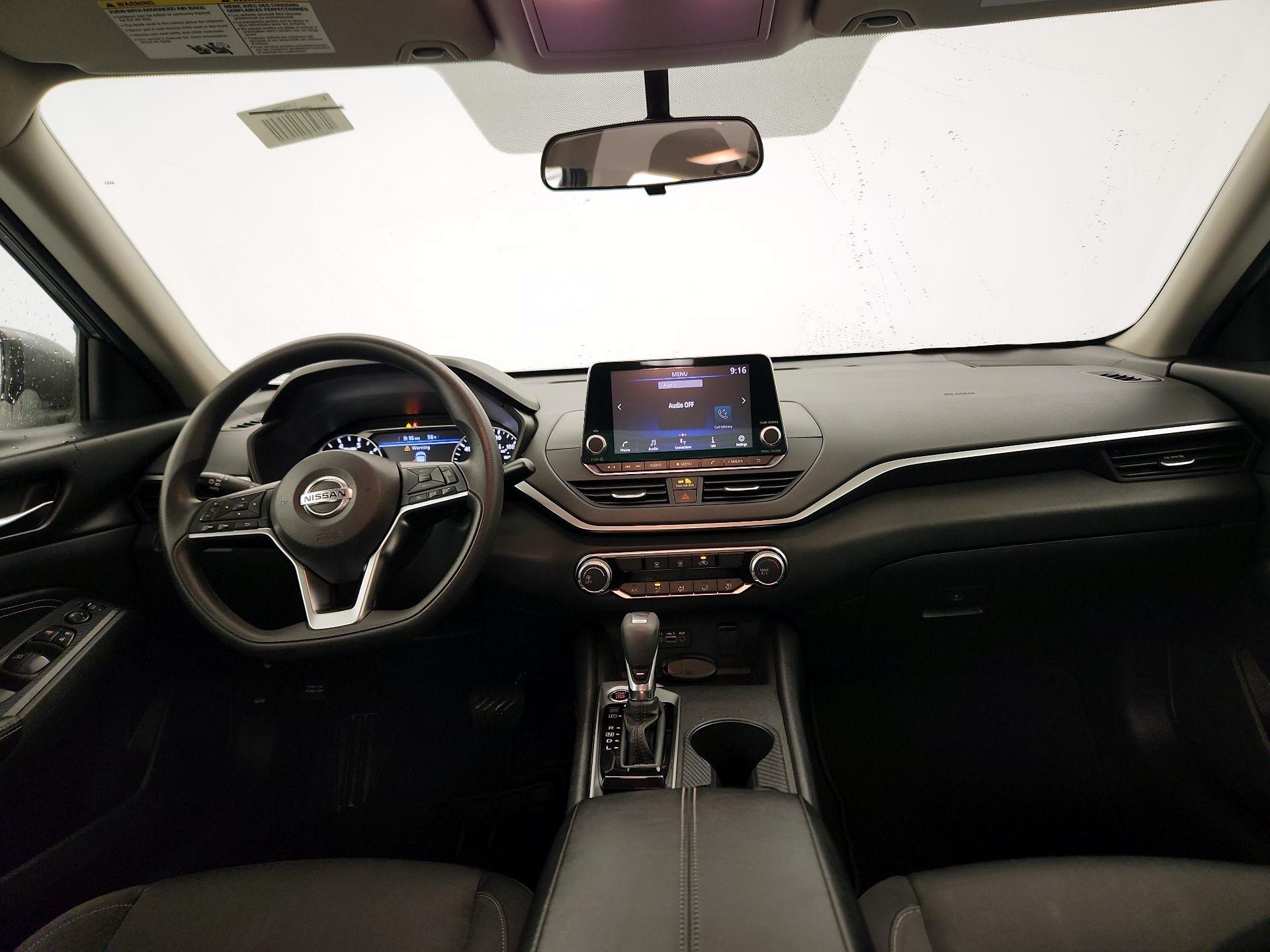 Thumbnail: 2020 Nissan Altima - 9