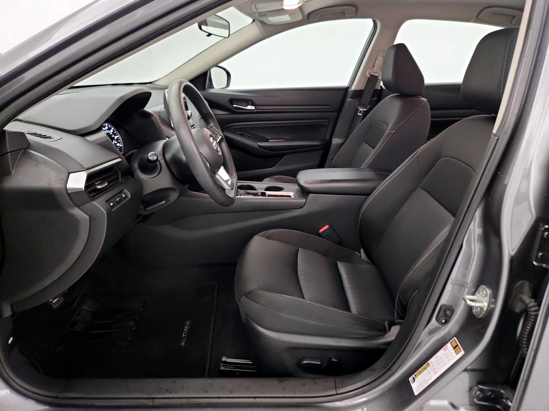 Thumbnail: 2020 Nissan Altima - 11