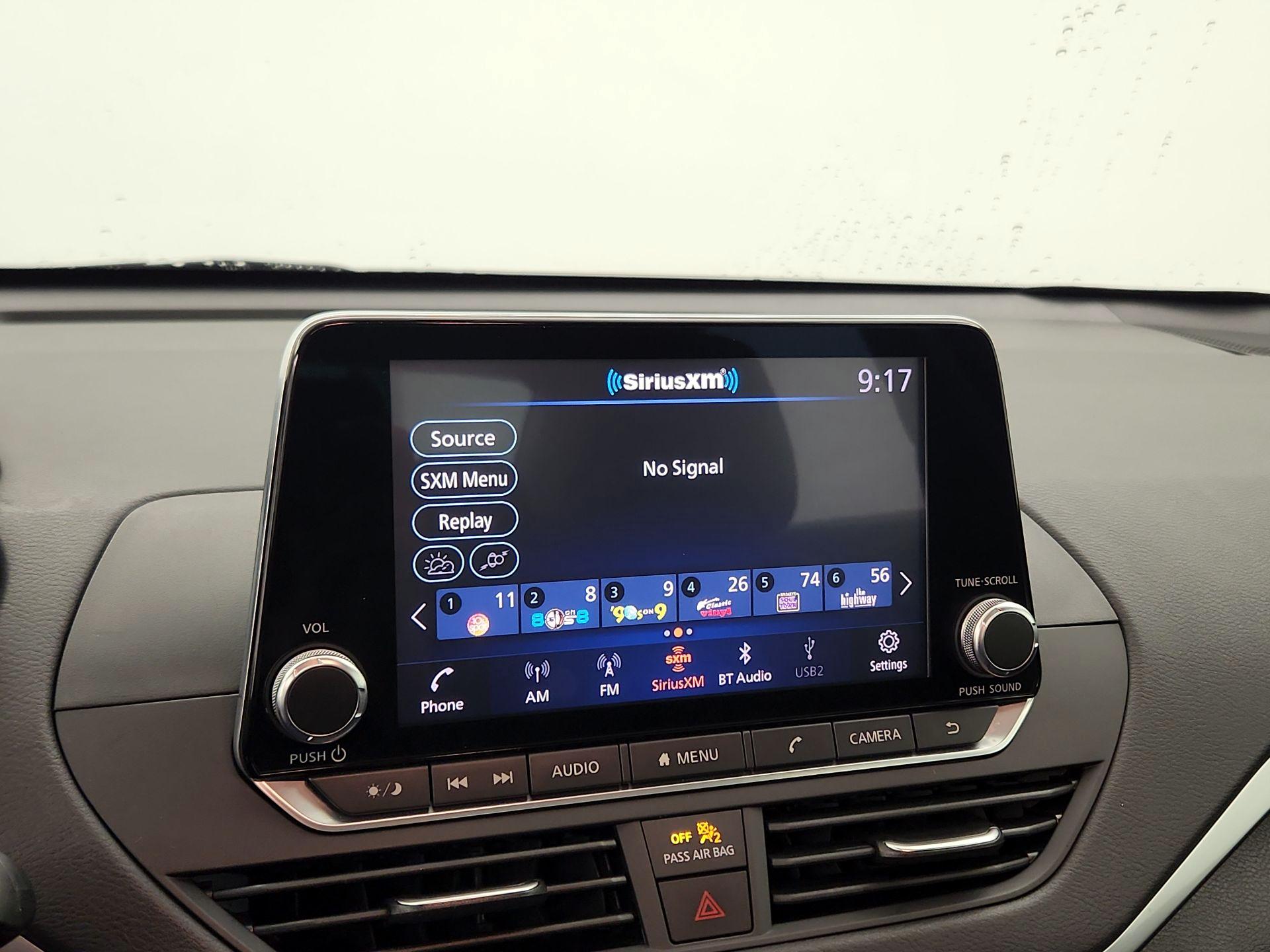 Thumbnail: 2020 Nissan Altima - 15