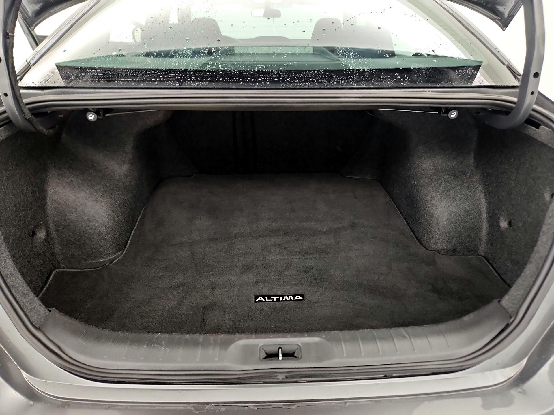 Thumbnail: 2020 Nissan Altima - 20