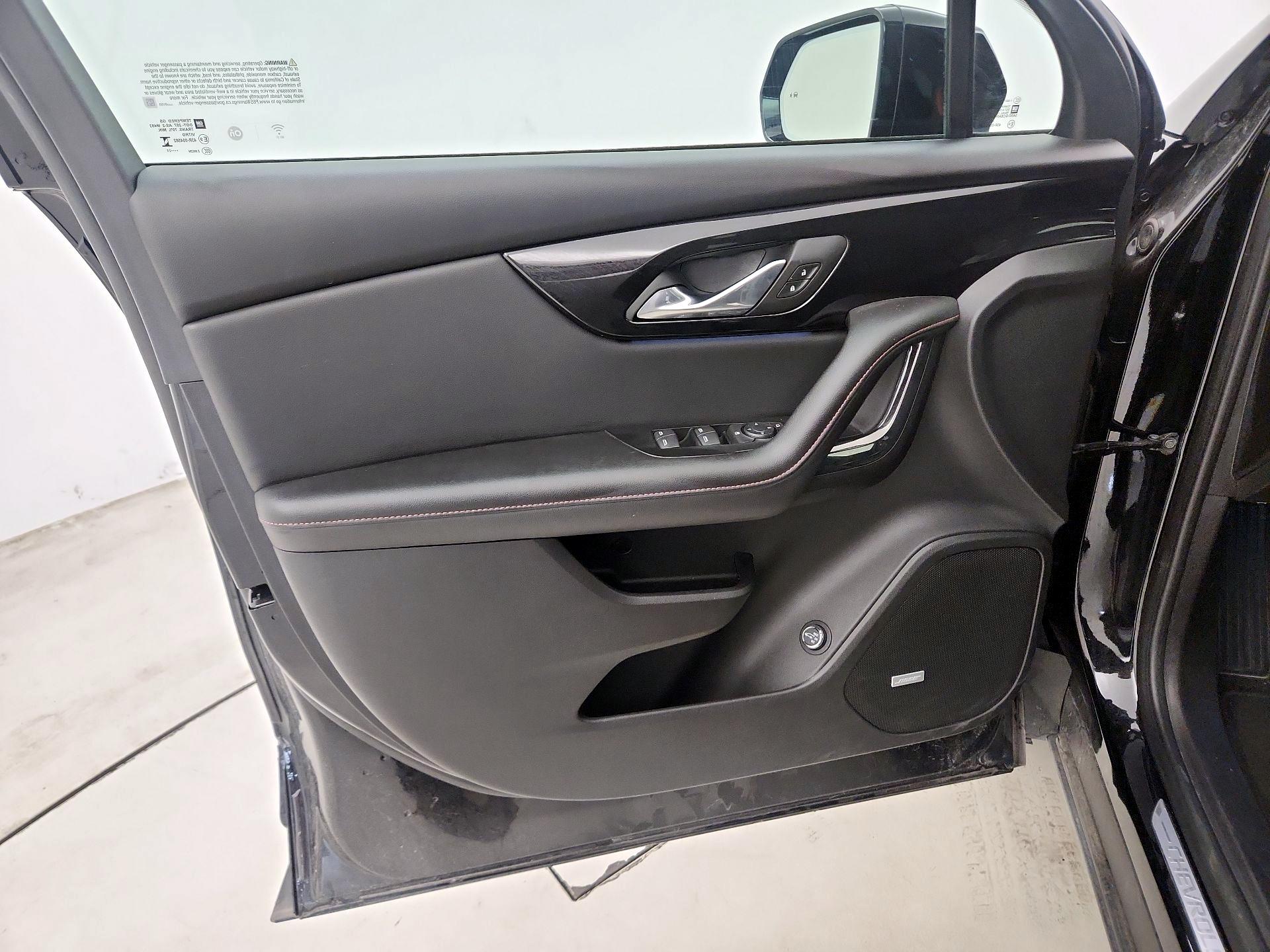 Thumbnail: 2025 Chevrolet Blazer - 12