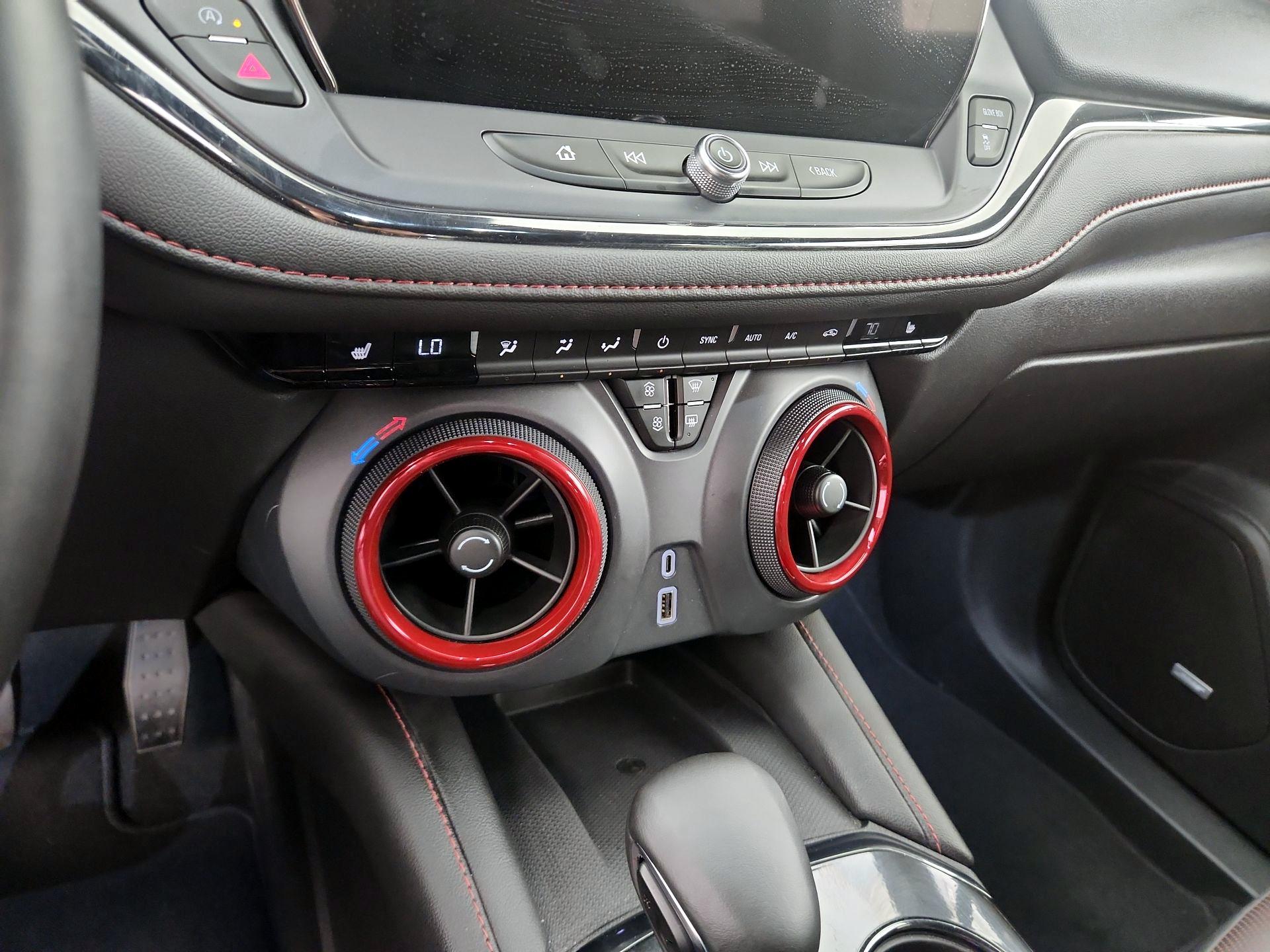 Thumbnail: 2025 Chevrolet Blazer - 14